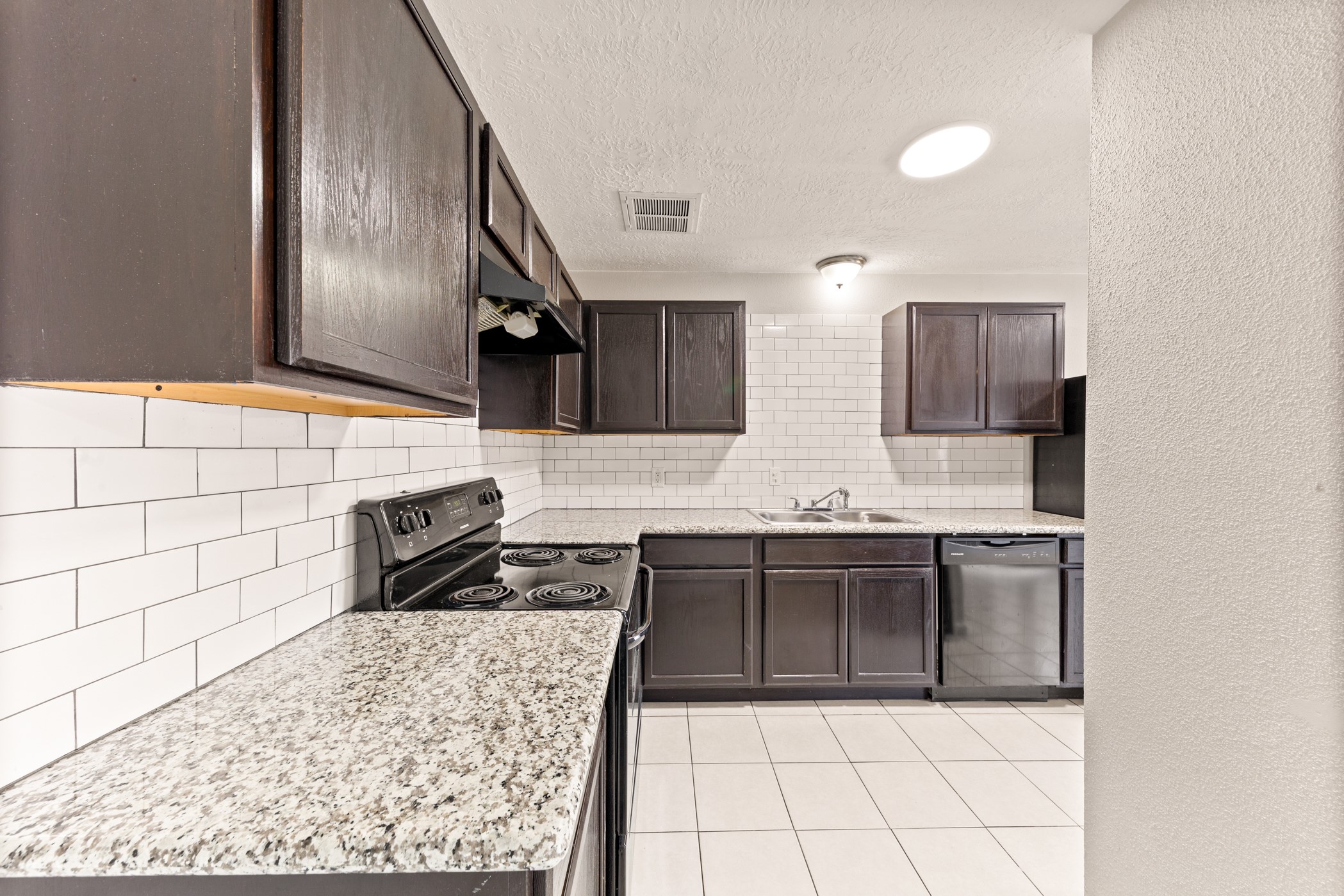 7285 Cook Road, Houston, TX 77072