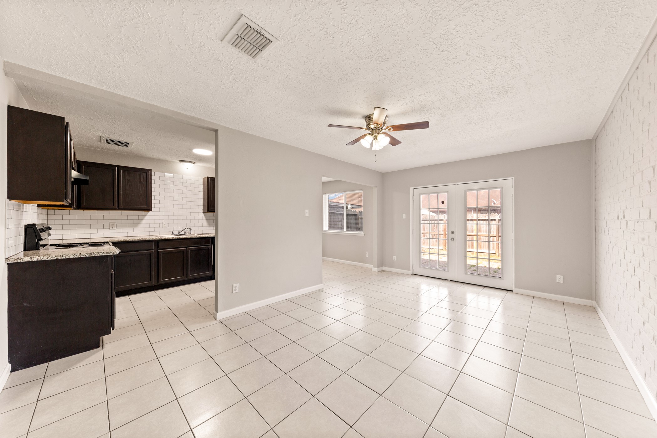 7285 Cook Road, Houston, TX 77072 7285 Cook Road, Houston, TX 77072