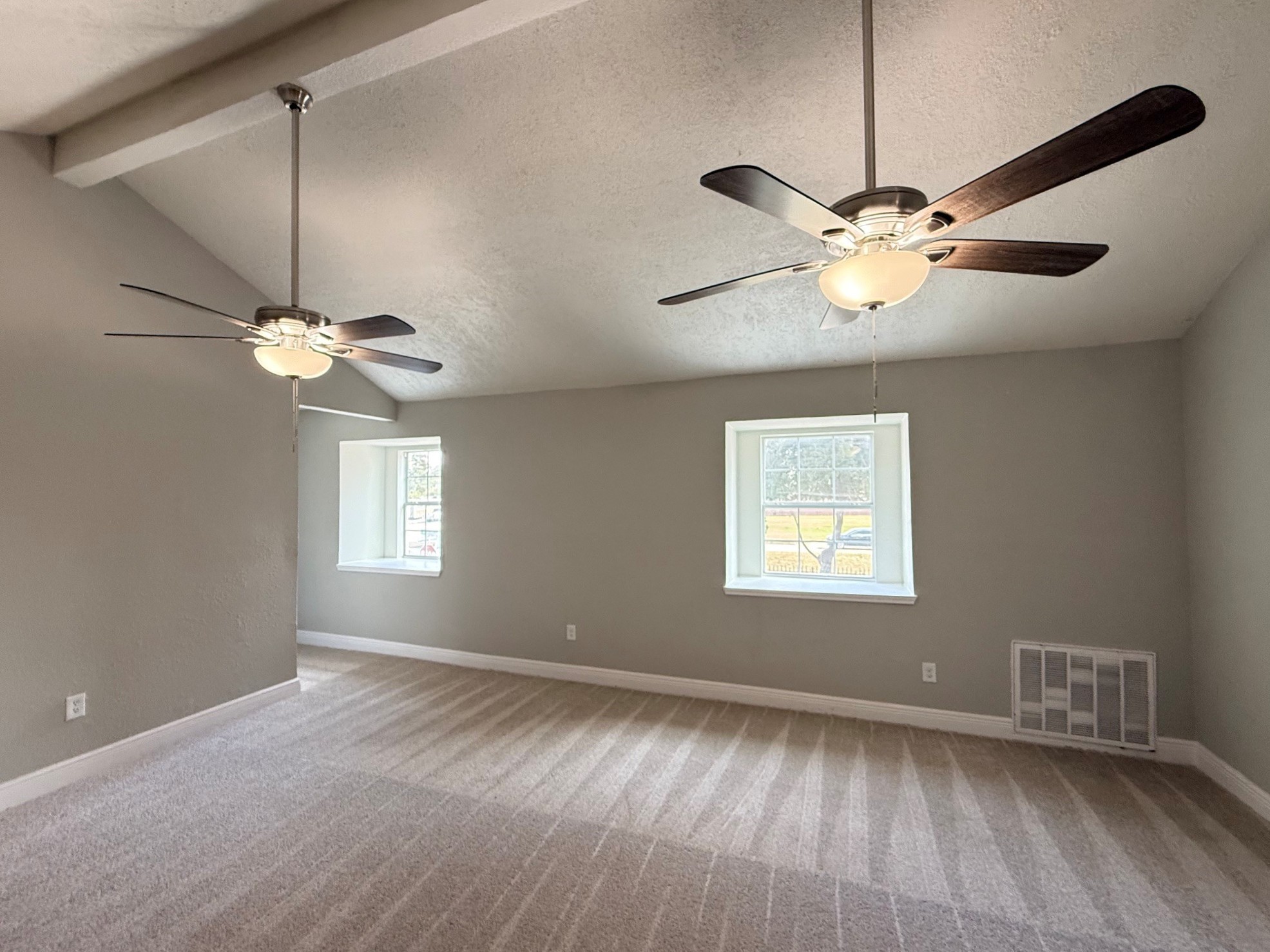6813 N Wayside Drive, Houston, TX 77028