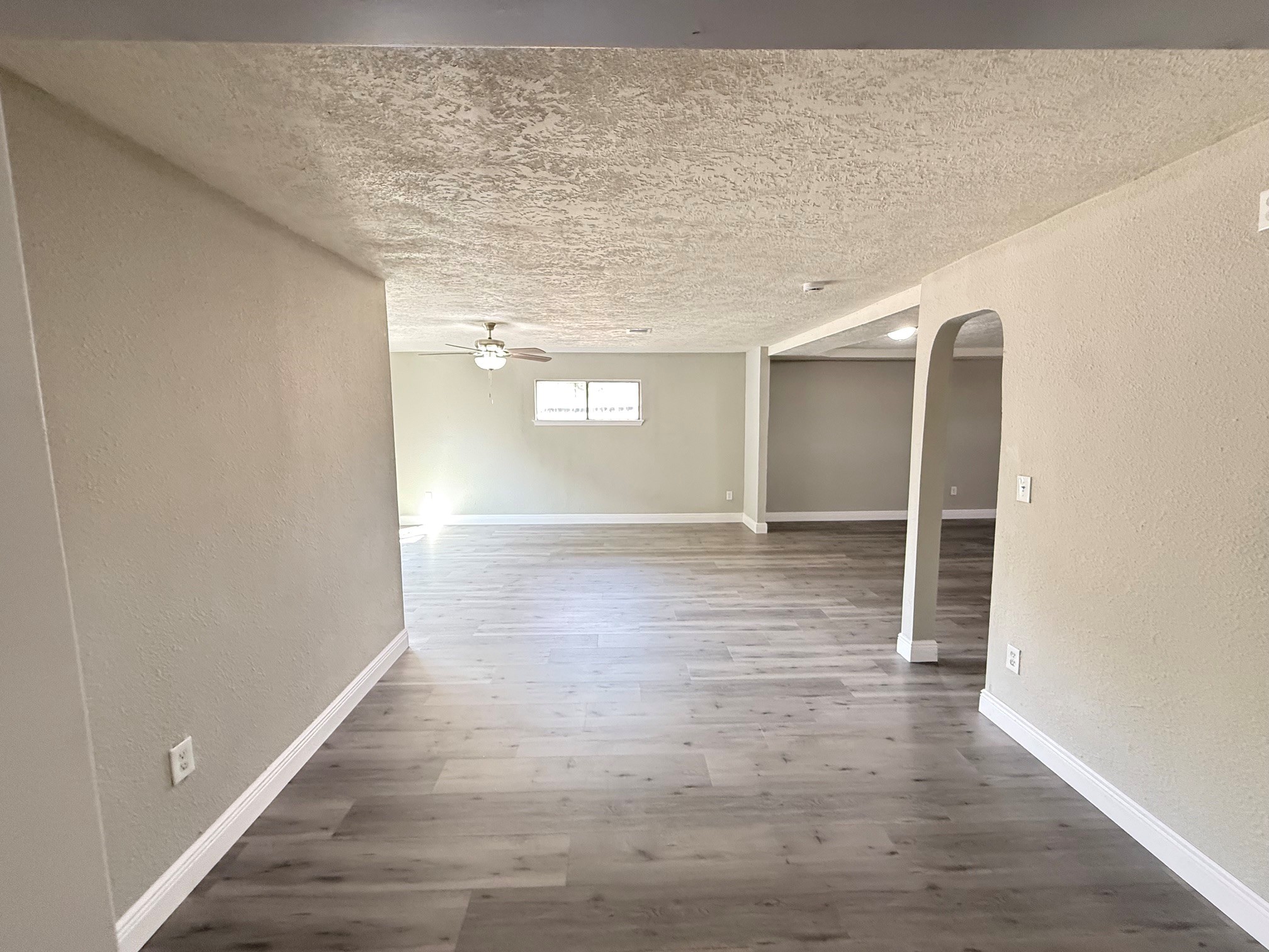6813 N Wayside Drive, Houston, TX 77028