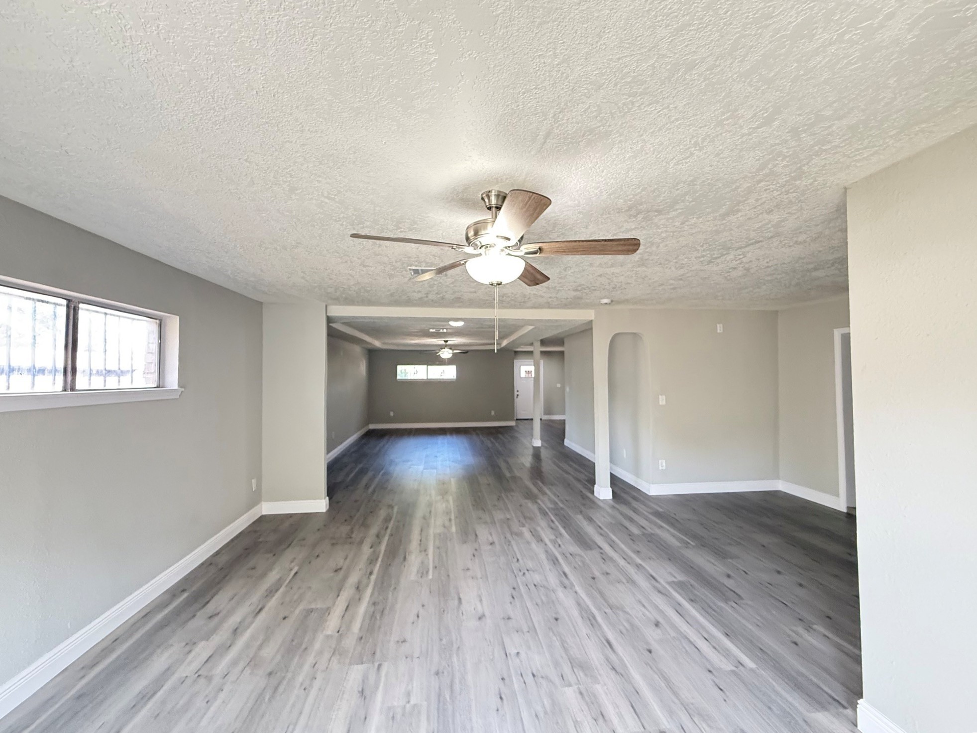 6813 N Wayside Drive, Houston, TX 77028