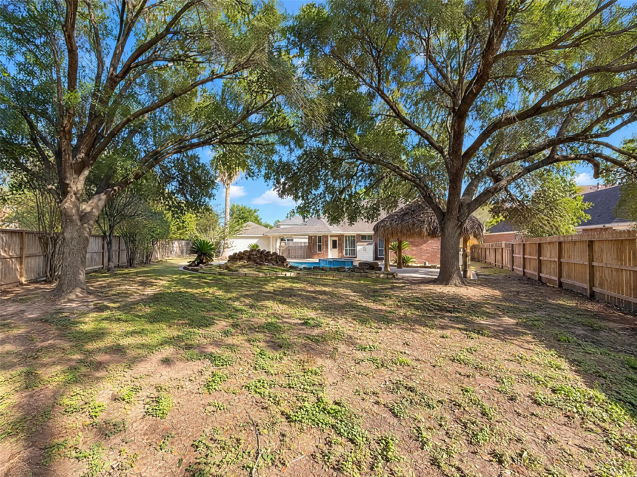 7927 High Knoll Lane, Houston, TX 77095