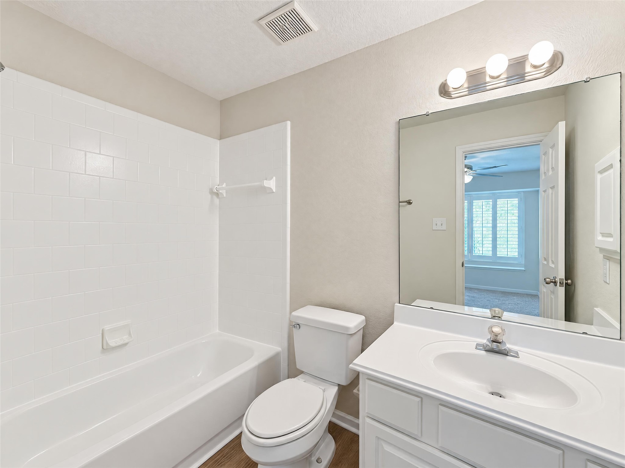 7927 High Knoll Lane, Houston, TX 77095