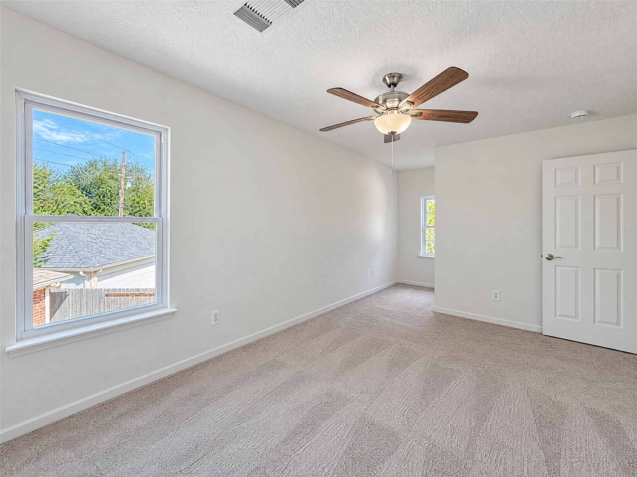 7927 High Knoll Lane, Houston, TX 77095