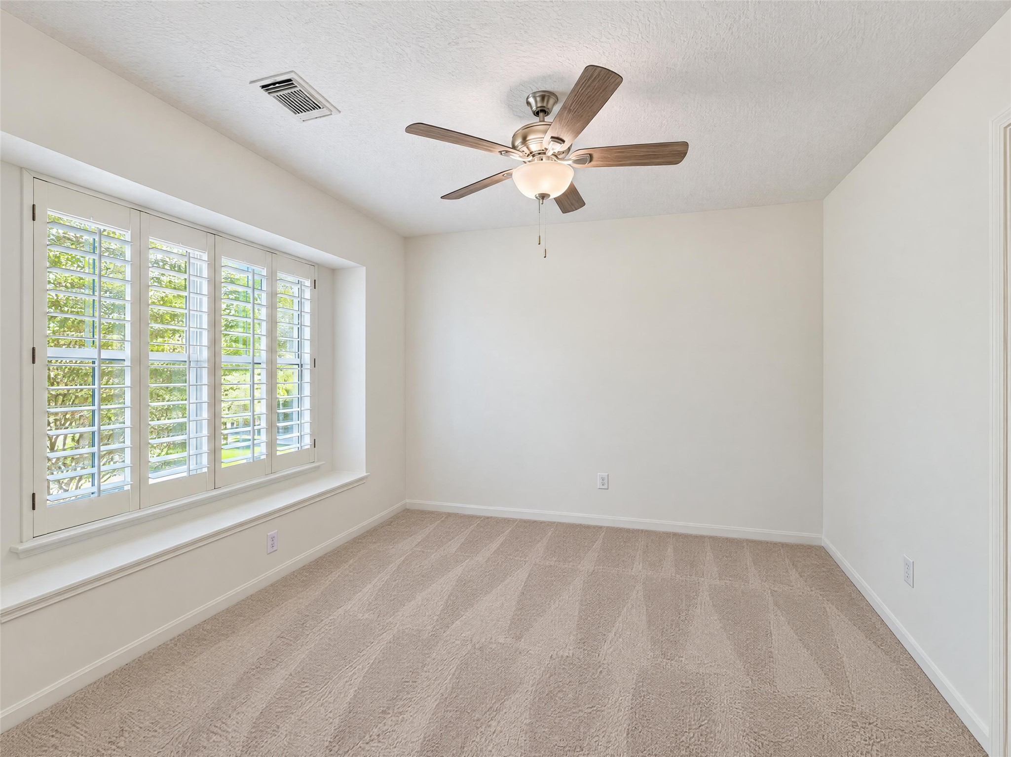 7927 High Knoll Lane, Houston, TX 77095