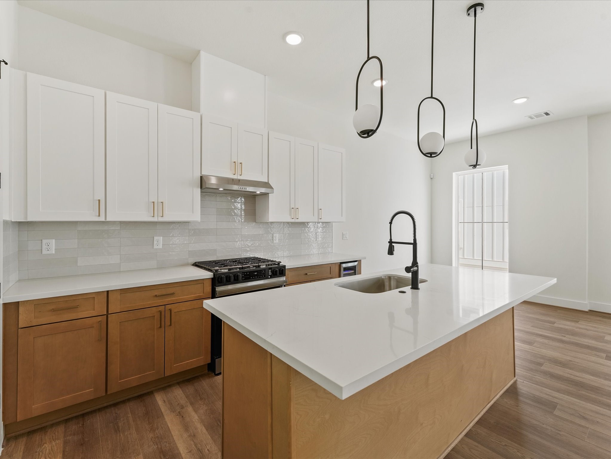 1804 Del Norte Street, #E, Houston, TX 77018 1804 Del Norte Street, #E, Houston, TX 77018