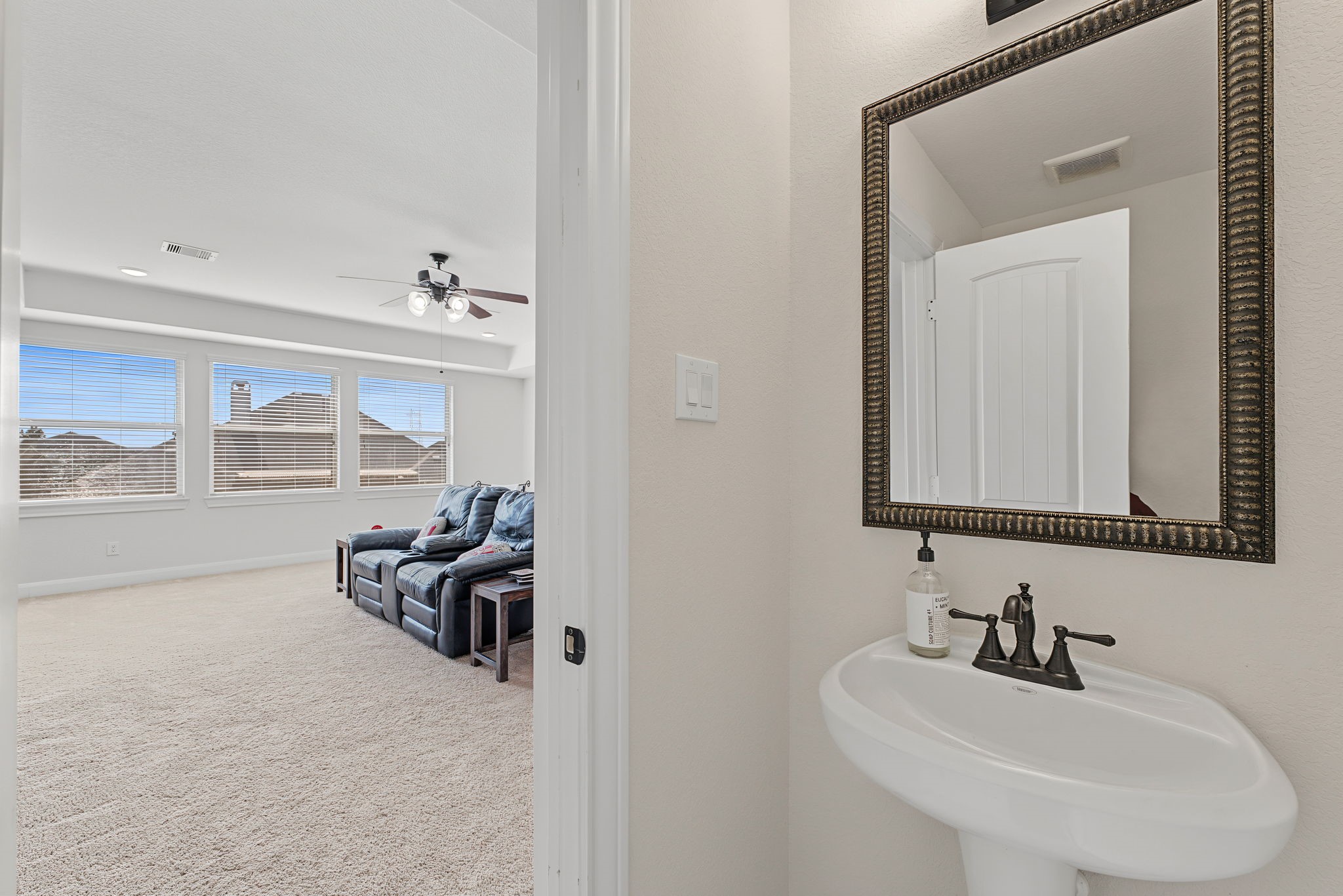 13502 Sorghum Drive, Rosharon, TX 77583