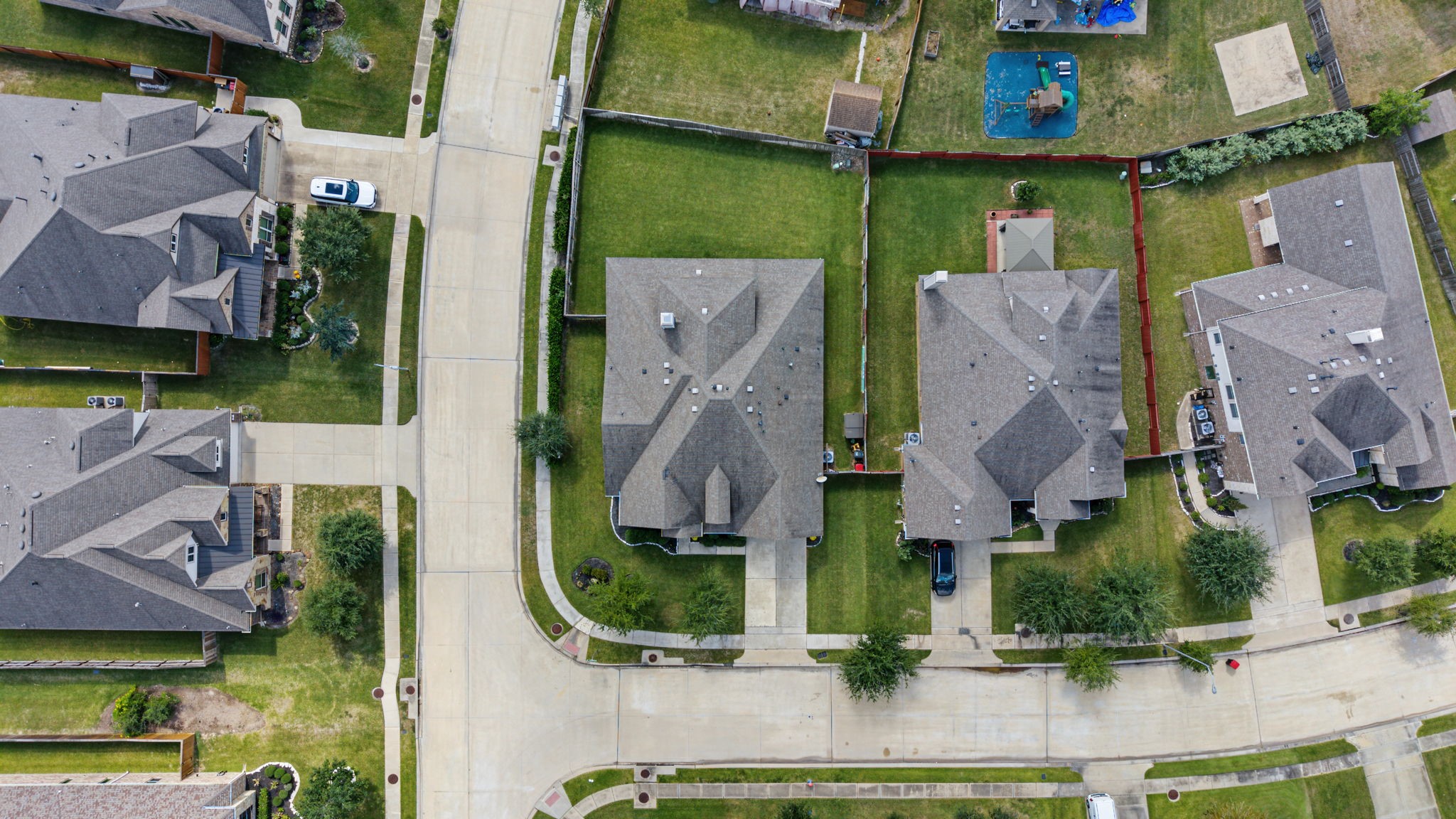 13502 Sorghum Drive, Rosharon, TX 77583