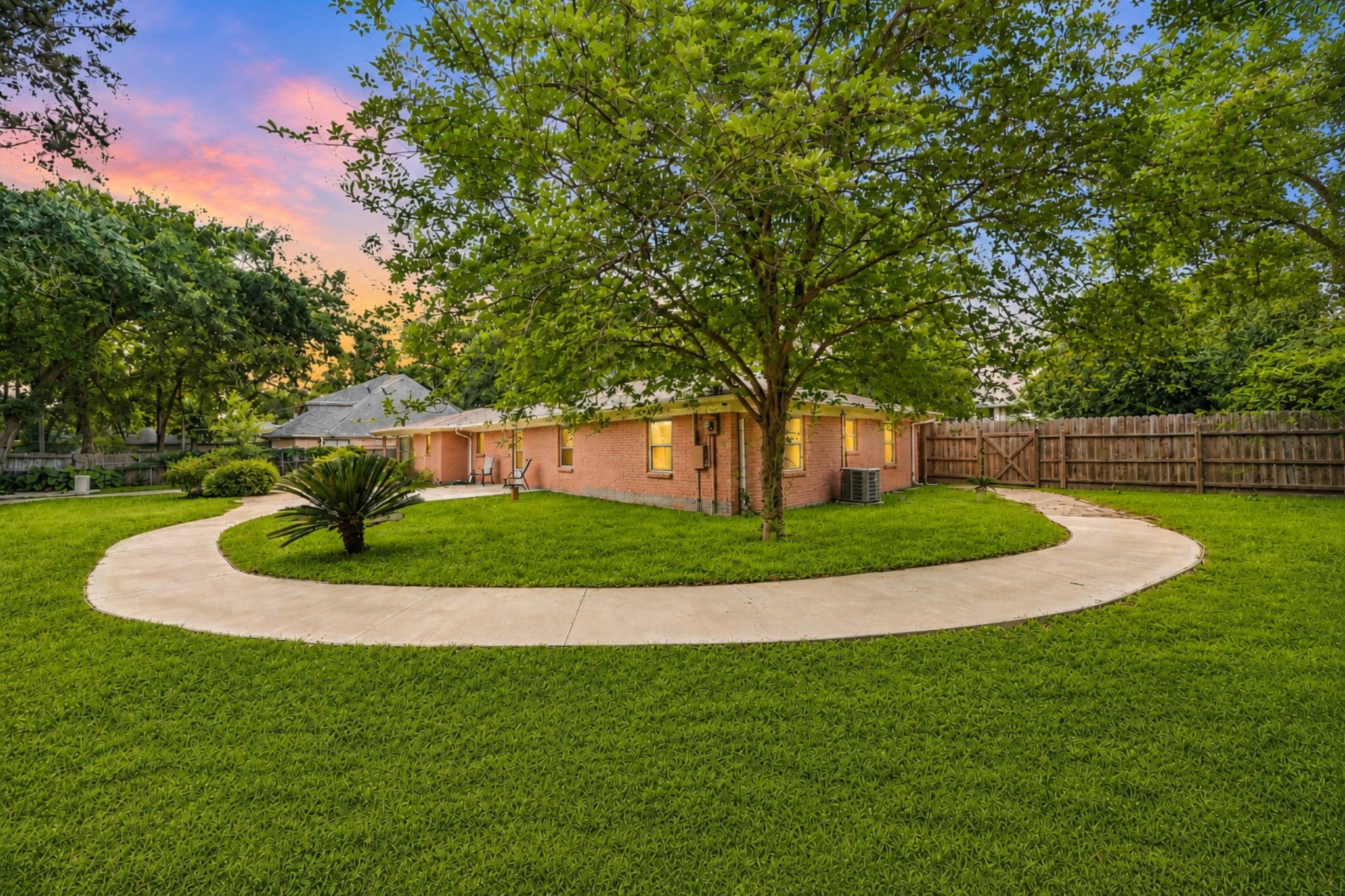 16307 Amcreek Road, Houston, TX 77068