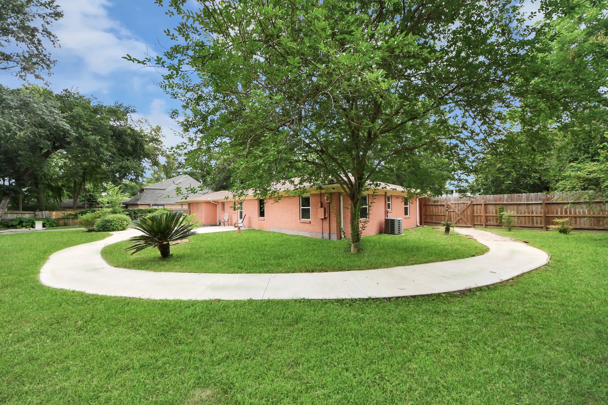 16307 Amcreek Road, Houston, TX 77068