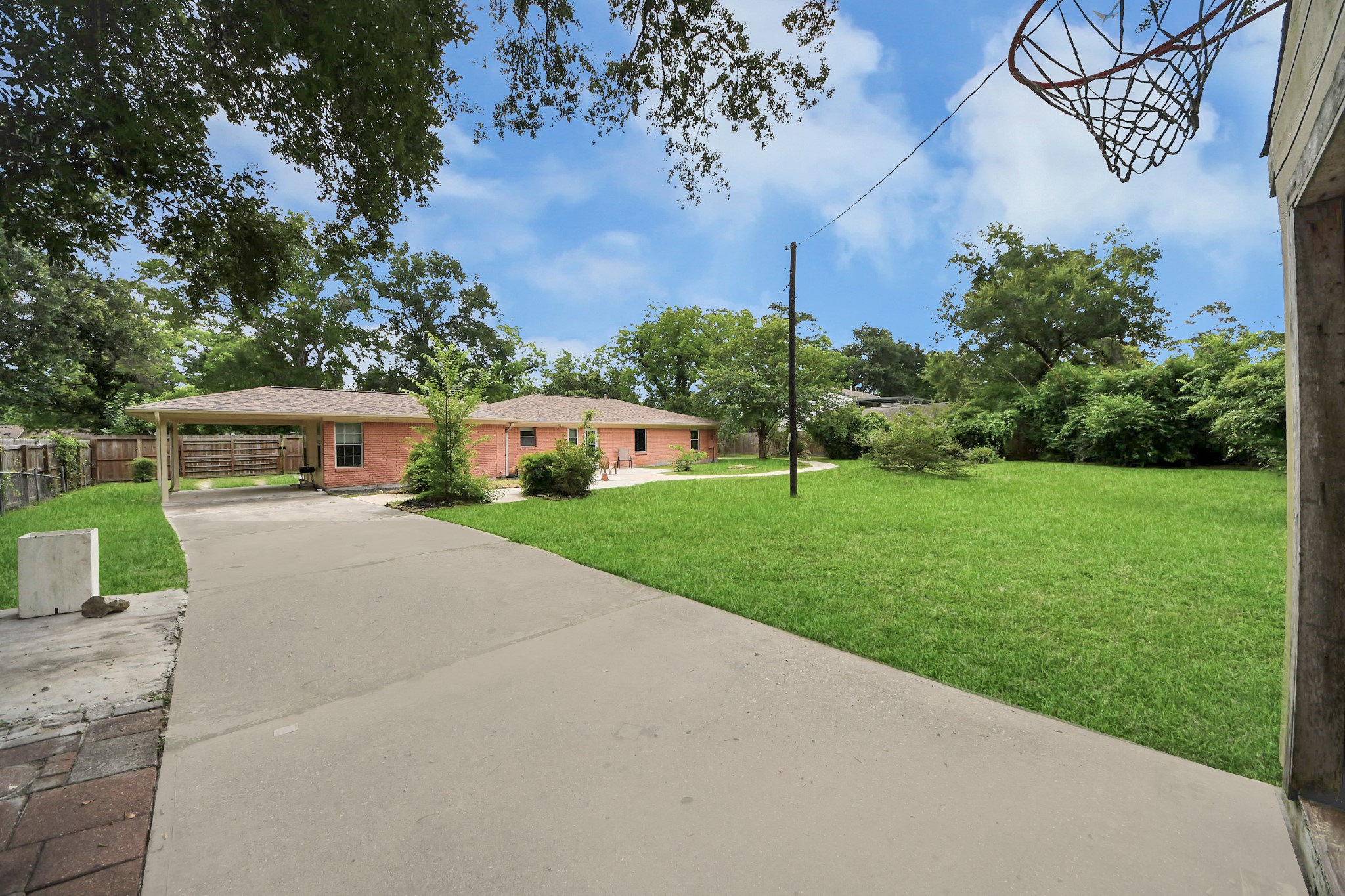 16307 Amcreek Road, Houston, TX 77068