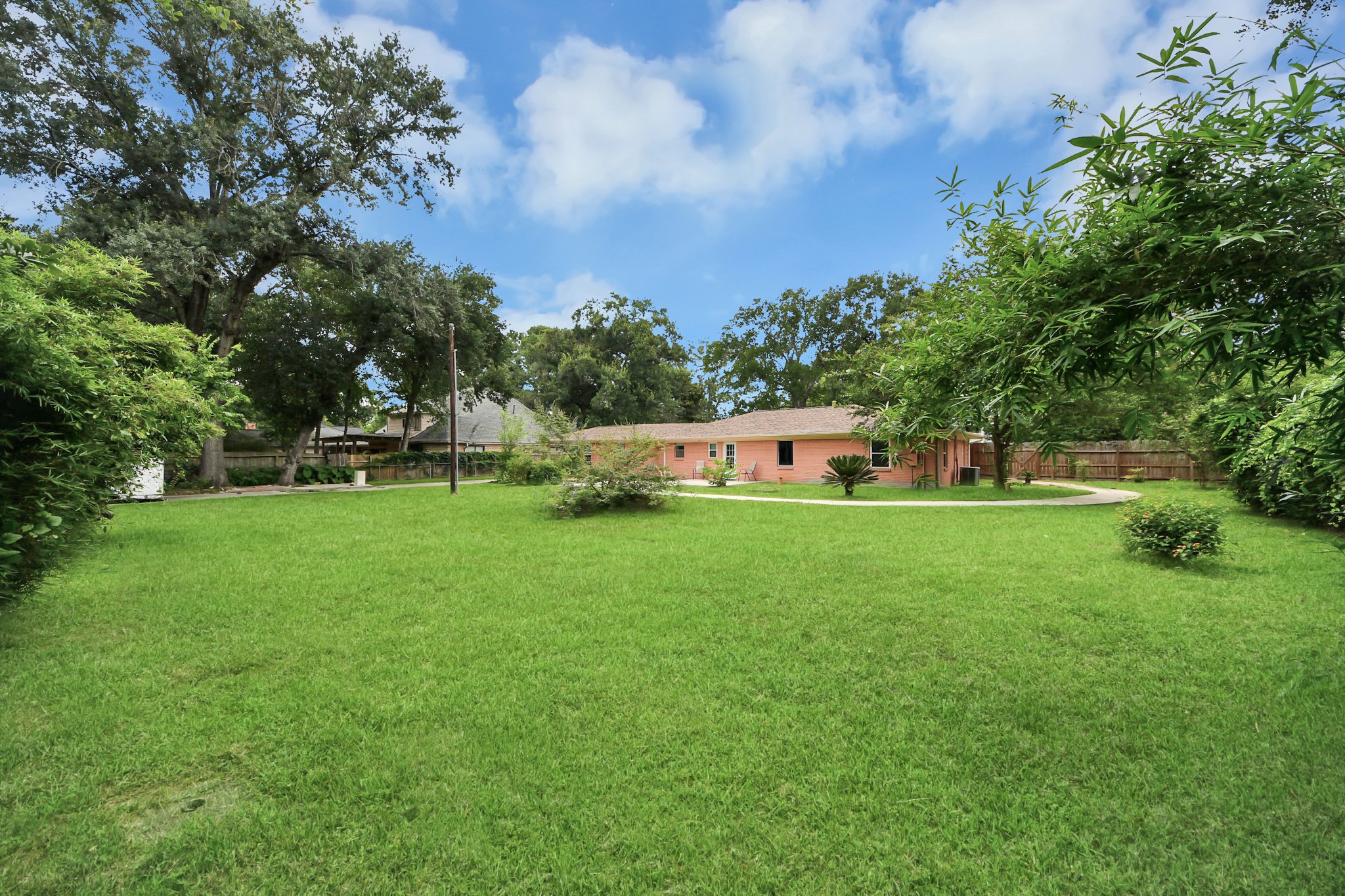16307 Amcreek Road, Houston, TX 77068