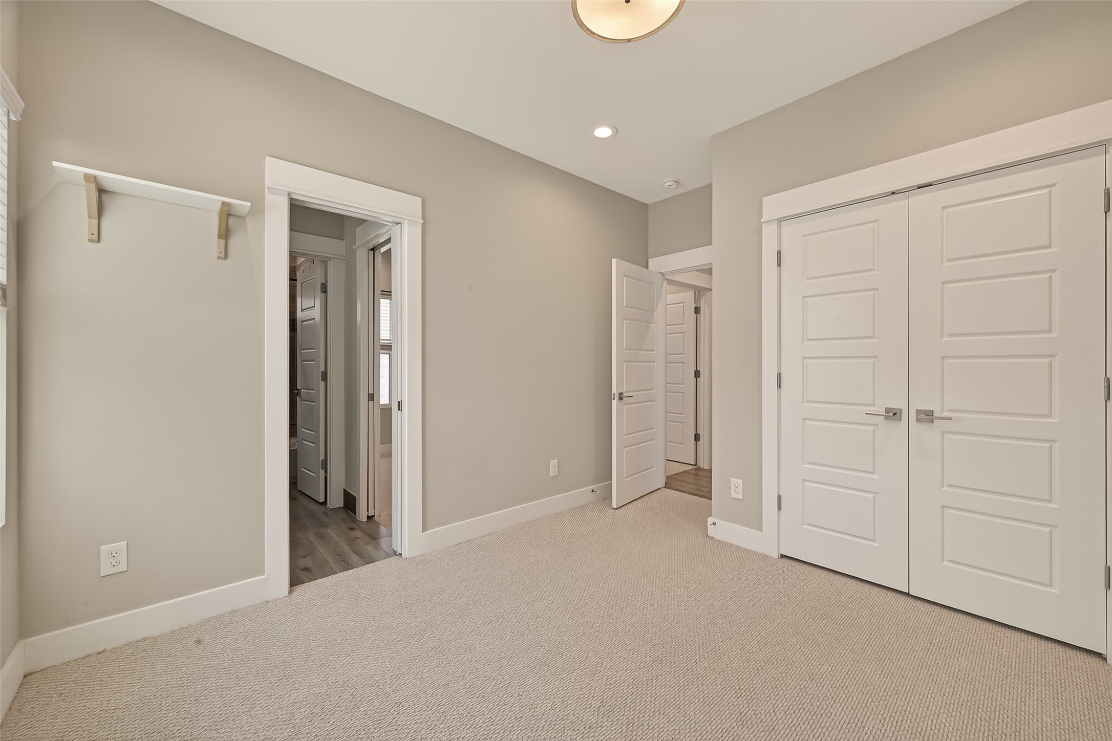1257 W Tidwell Road, Houston, TX 77091