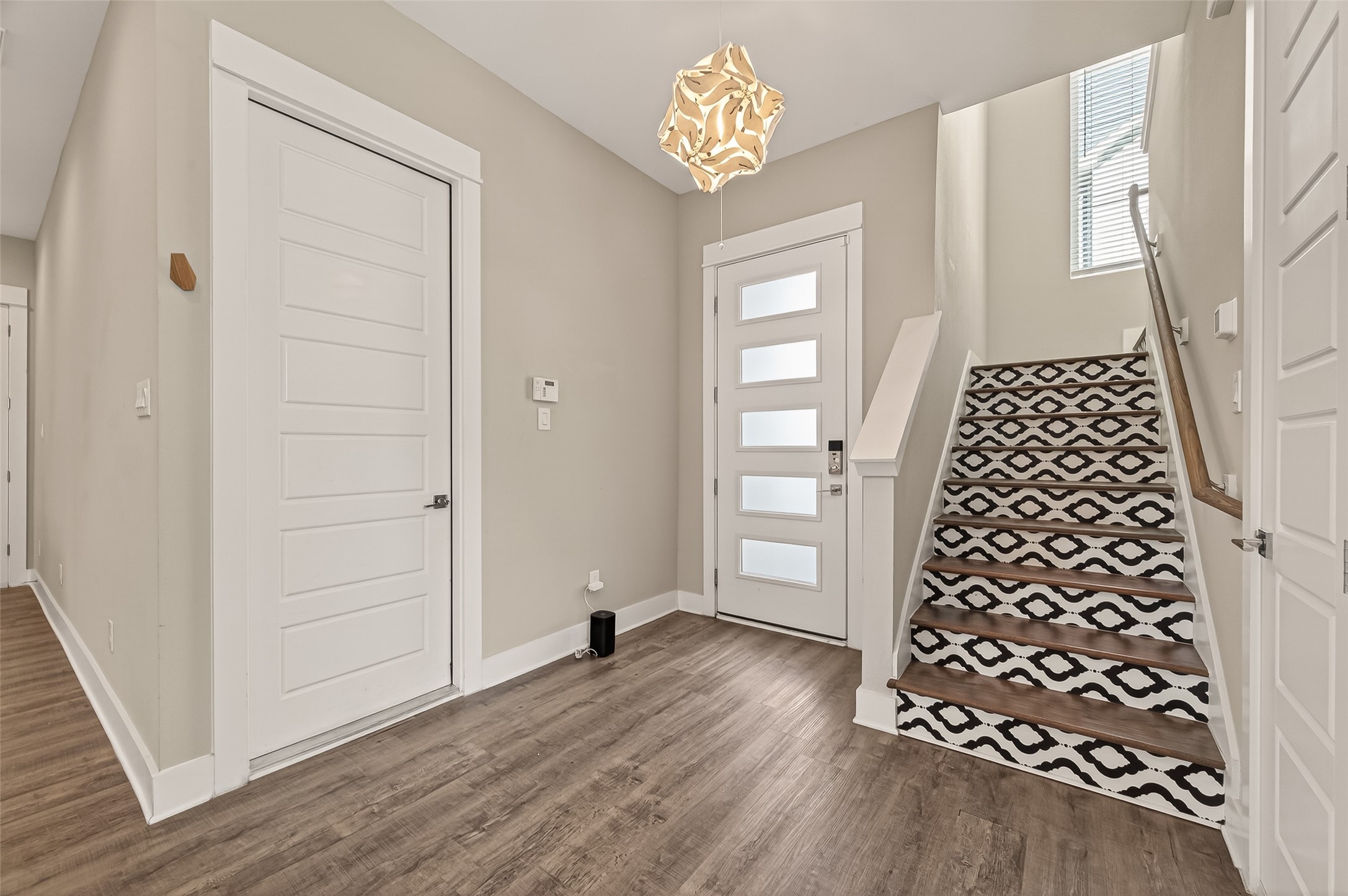 1257 W Tidwell Road, Houston, TX 77091