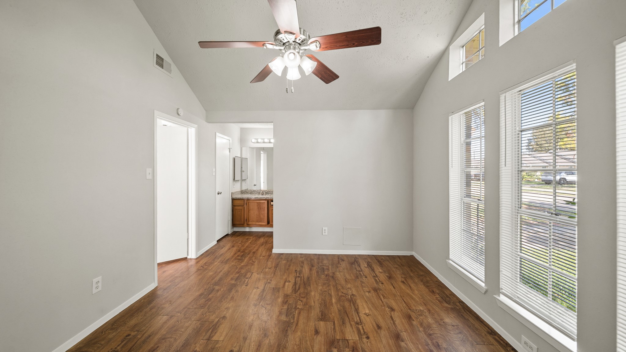 11602 Sagecreek Drive, Houston, TX 77089