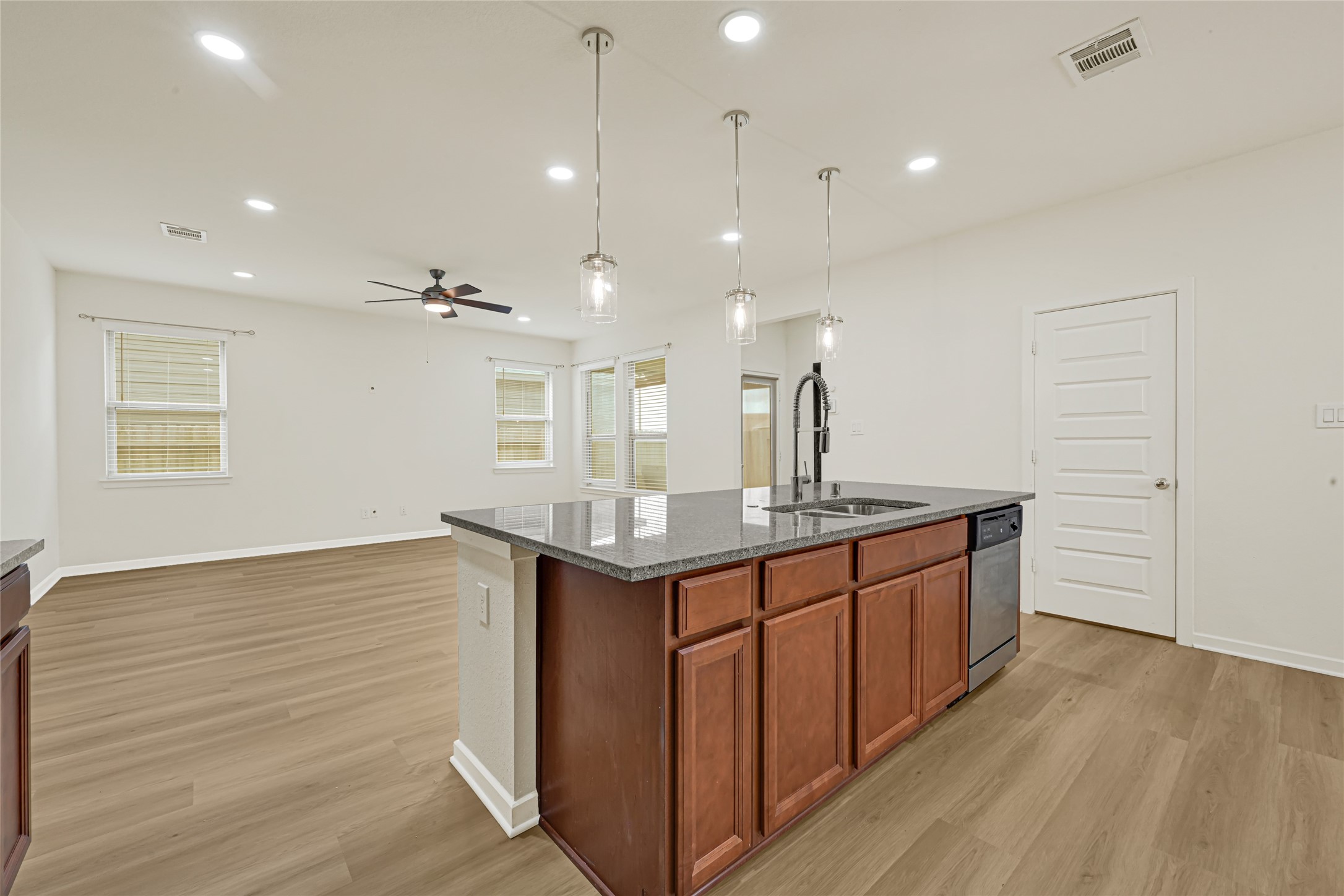 7822 Wyndham Harbor Court, Richmond, TX 77407