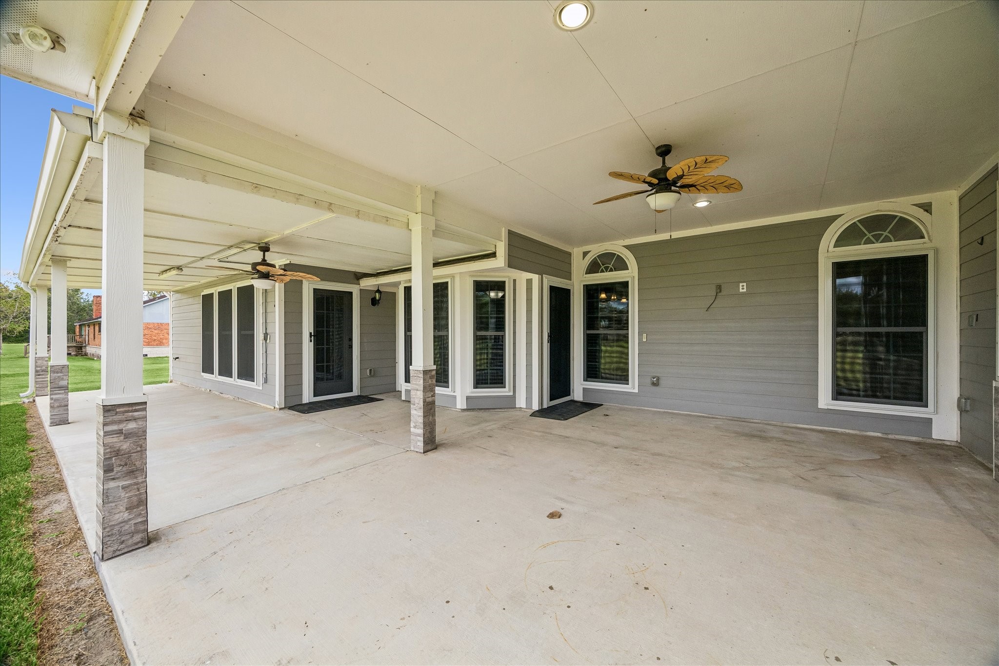 13016 Polk Street, Santa Fe, TX 77510