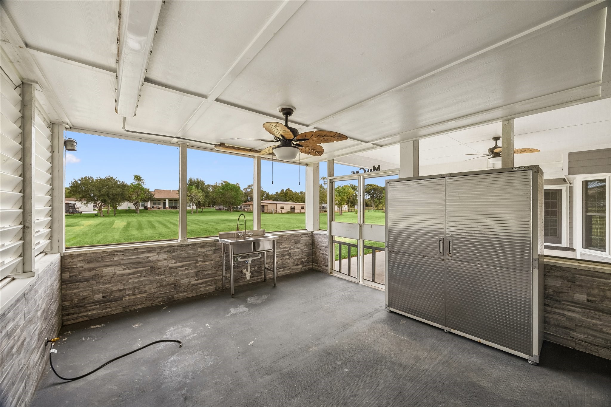 13016 Polk Street, Santa Fe, TX 77510