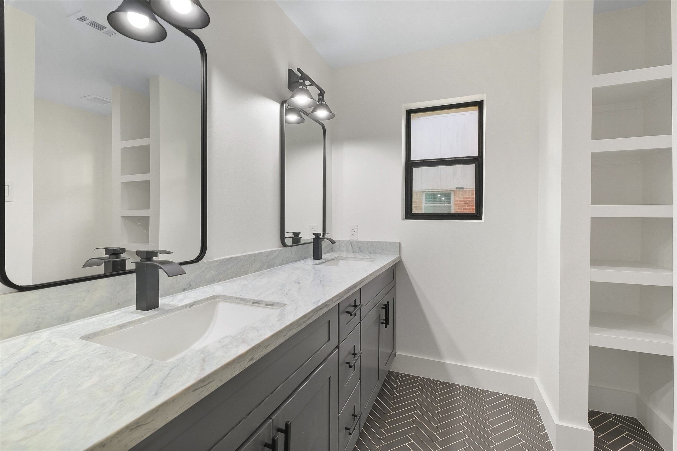 3327 Freshmeadows Drive, Houston, TX 77063
