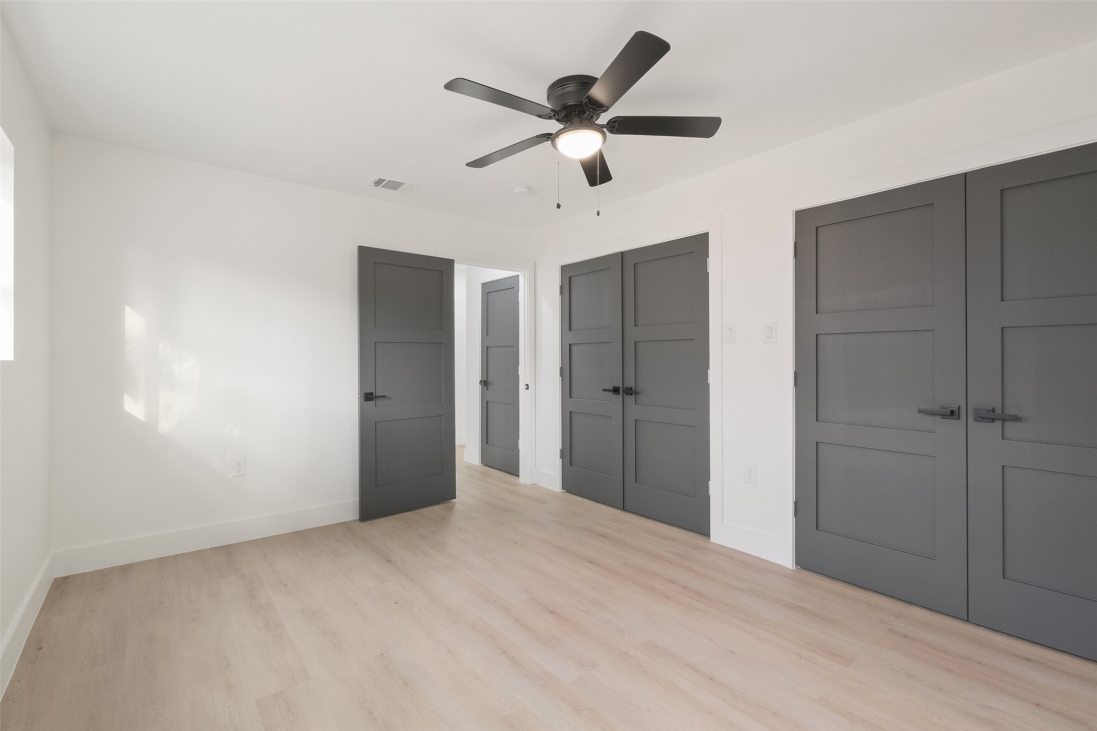 3327 Freshmeadows Drive, Houston, TX 77063