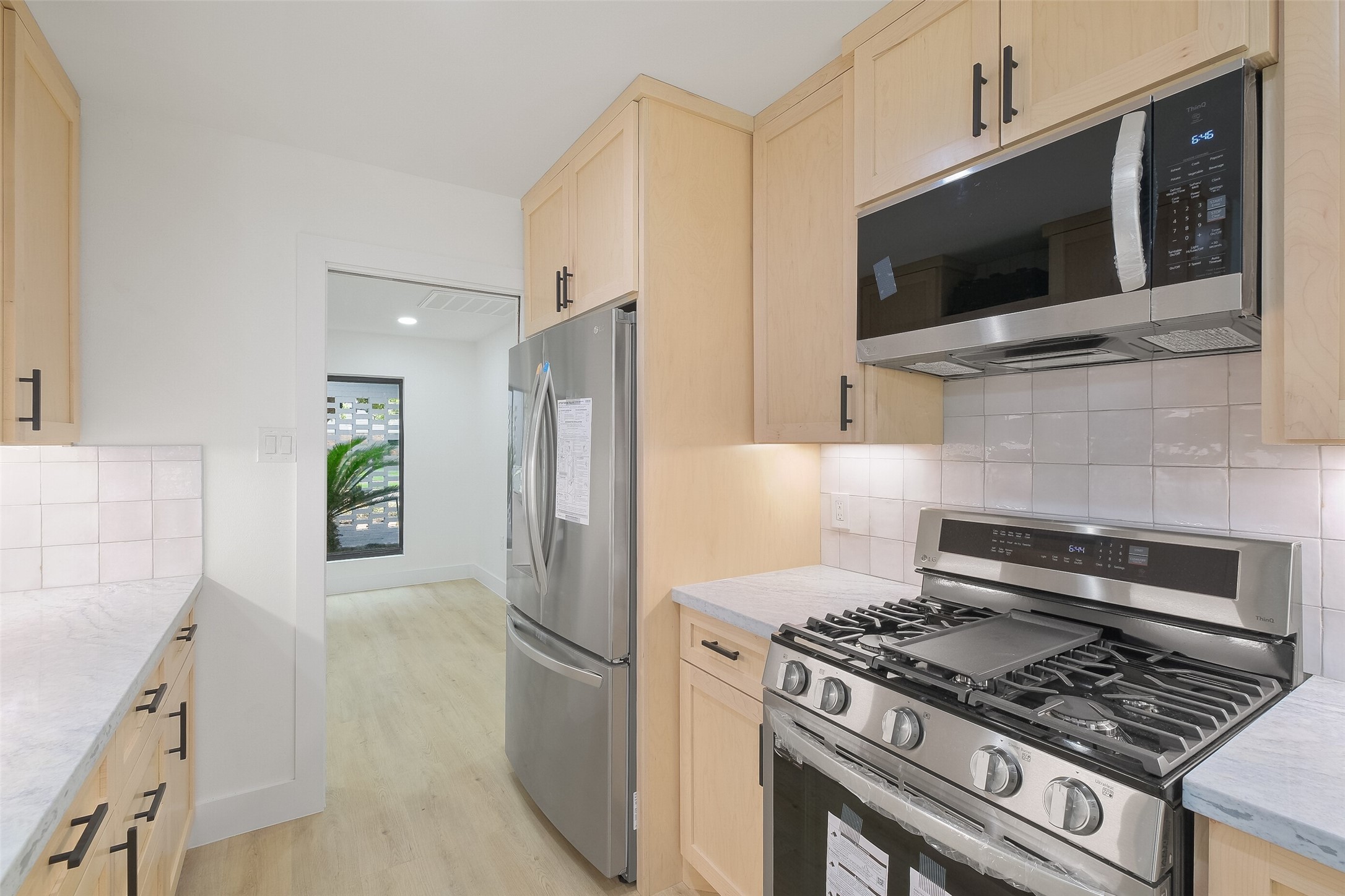 3327 Freshmeadows Drive, Houston, TX 77063 3327 Freshmeadows Drive, Houston, TX 77063