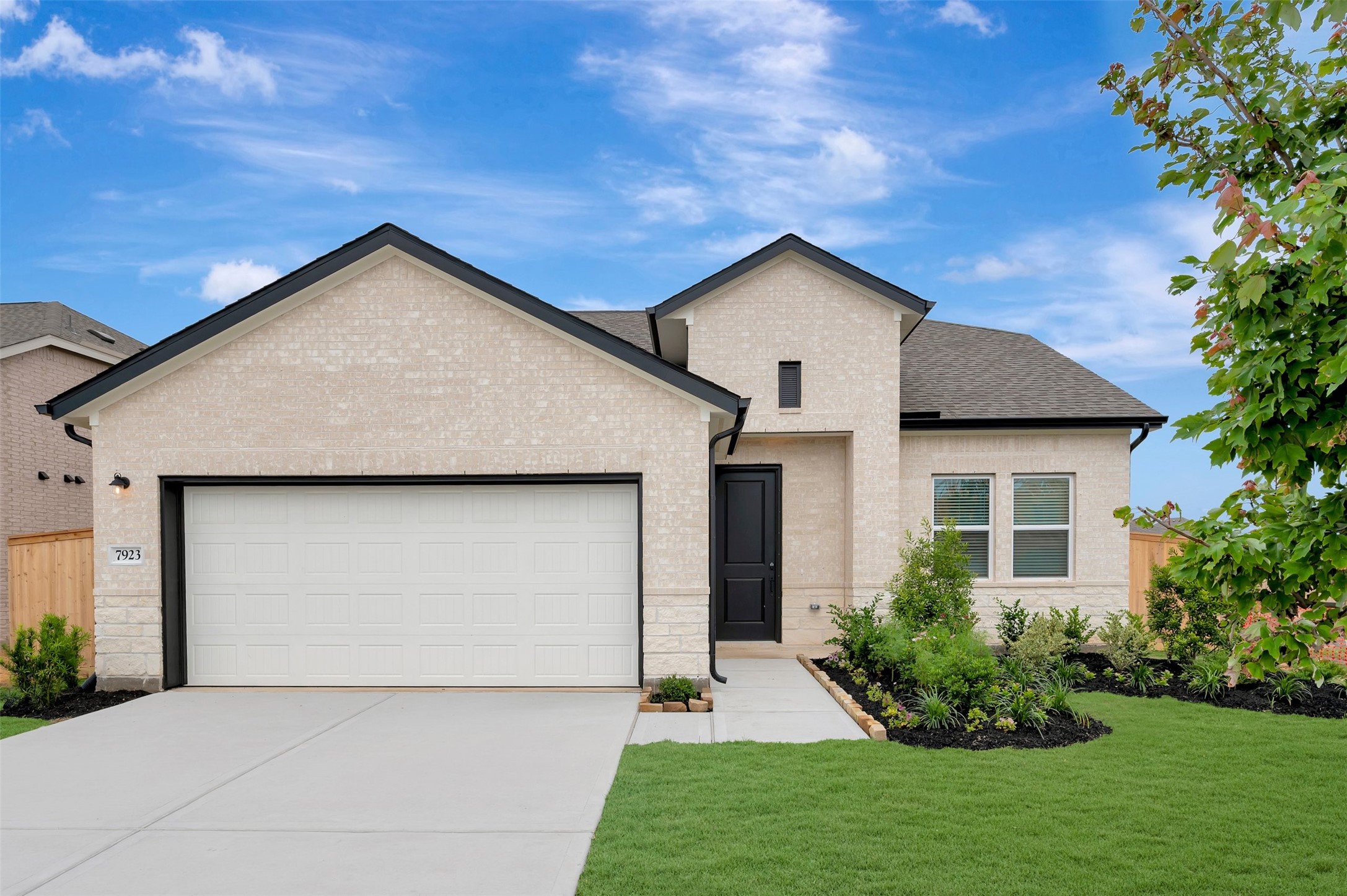 *Photo is for illustrative purposes only and may not depict the actual home. Features, materials, colors, and specifications may vary.* *Photo is for illustrative purposes only and may not depict the actual home. Features, materials, colors, and specifications may vary.*