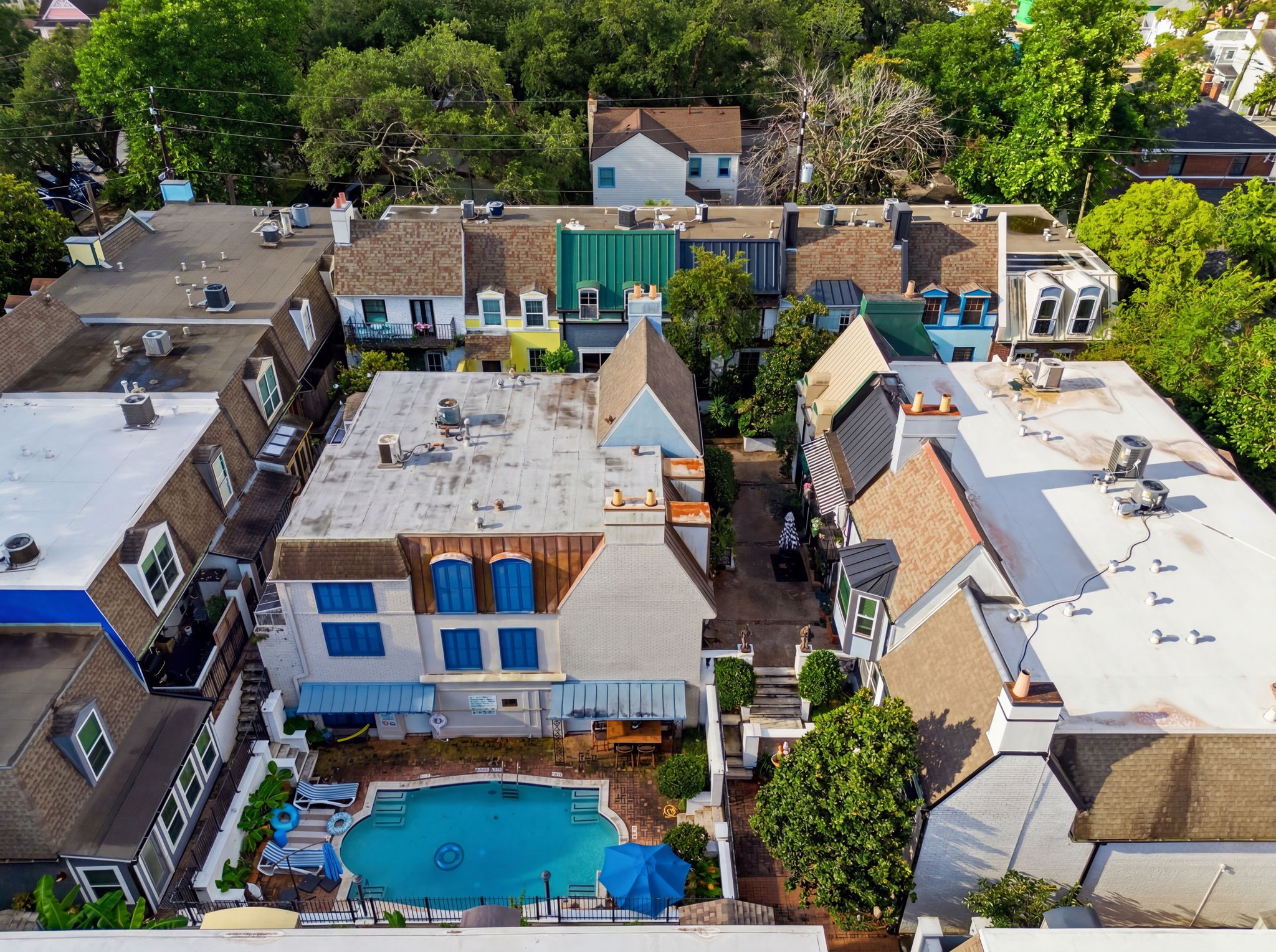 From directly above, you can see how the community is arranged around private courtyards, walkways, and the central pool.
