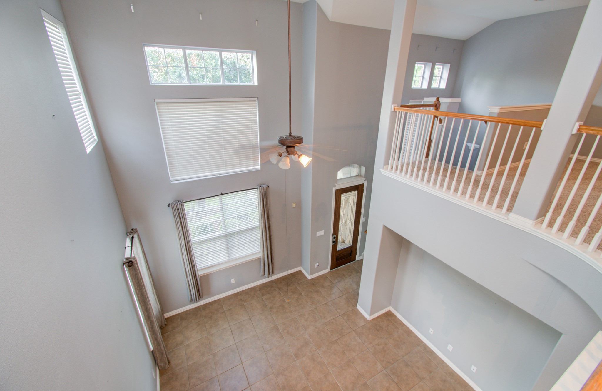 9106 Sunlight Oak Lane, Houston, TX 77070