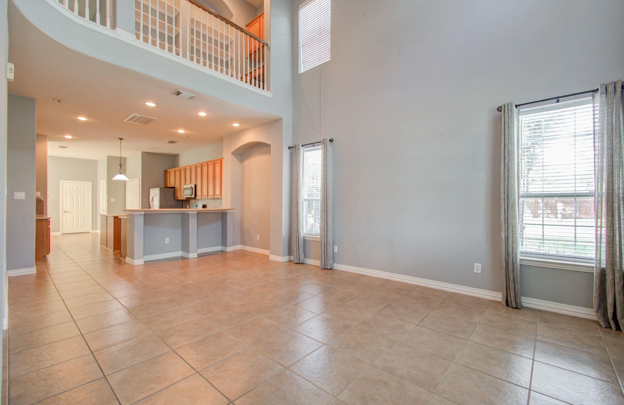 9106 Sunlight Oak Lane, Houston, TX 77070