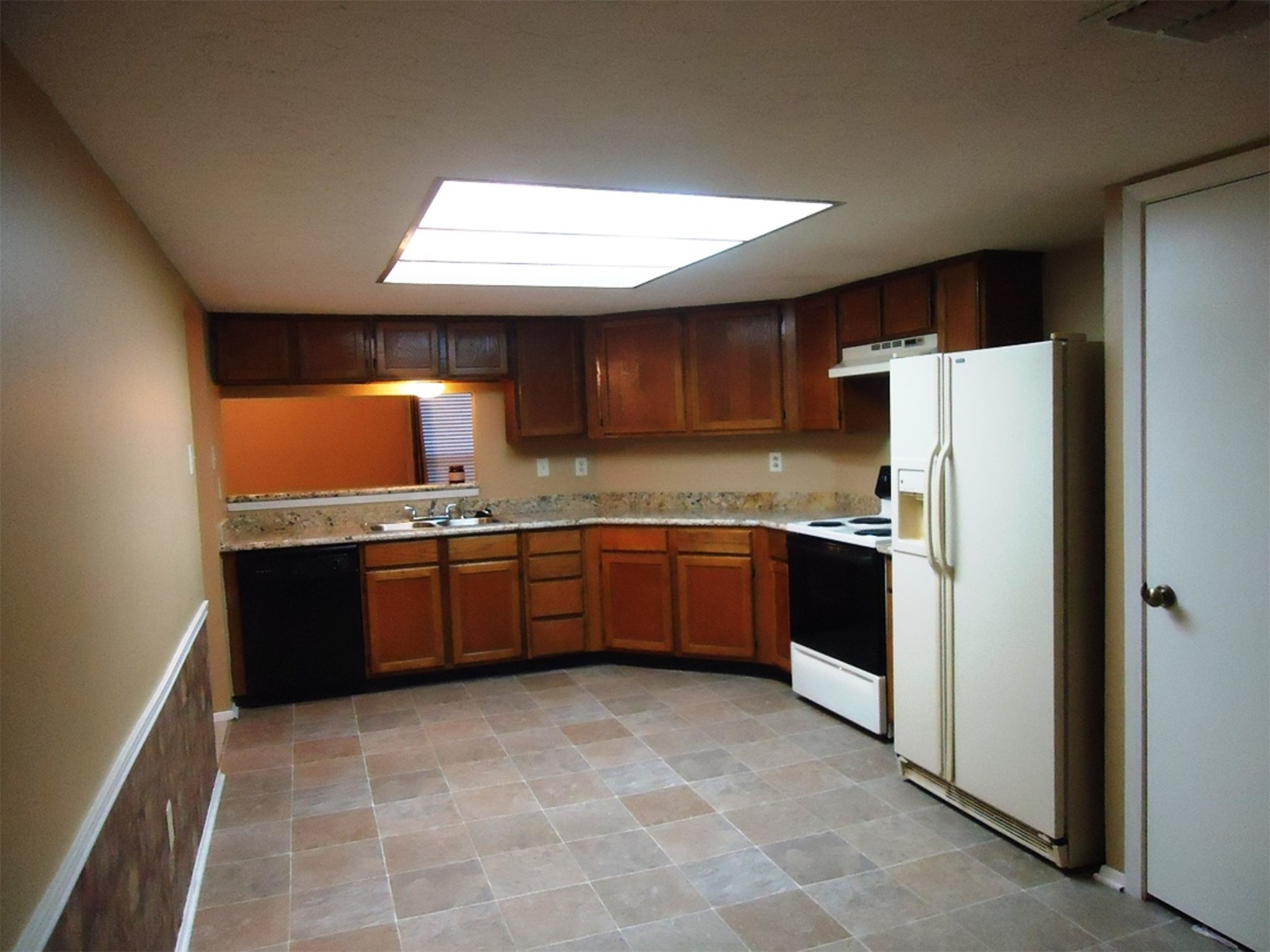 607 Old Colony Drive, Richmond, TX 77406