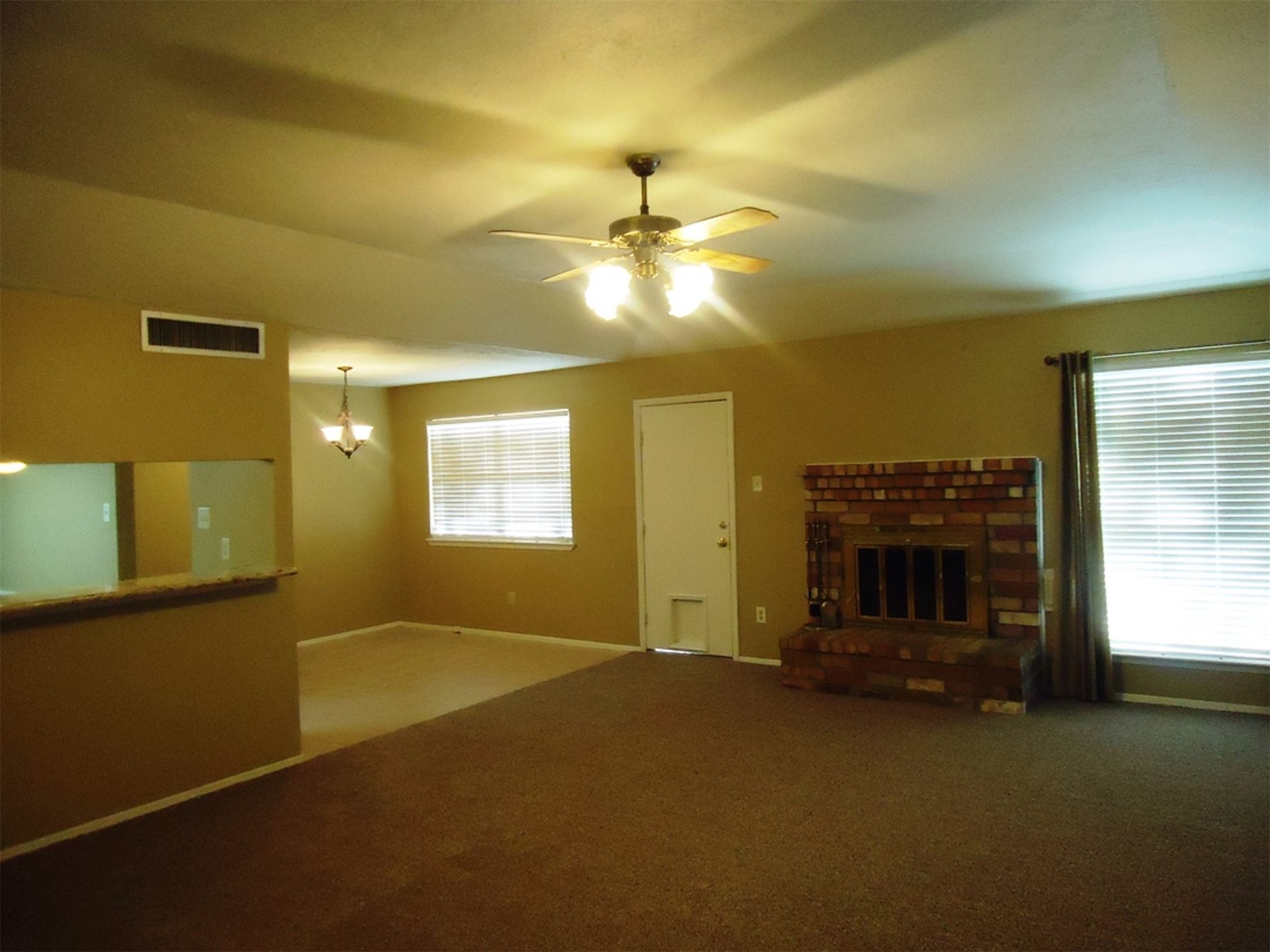 607 Old Colony Drive, Richmond, TX 77406