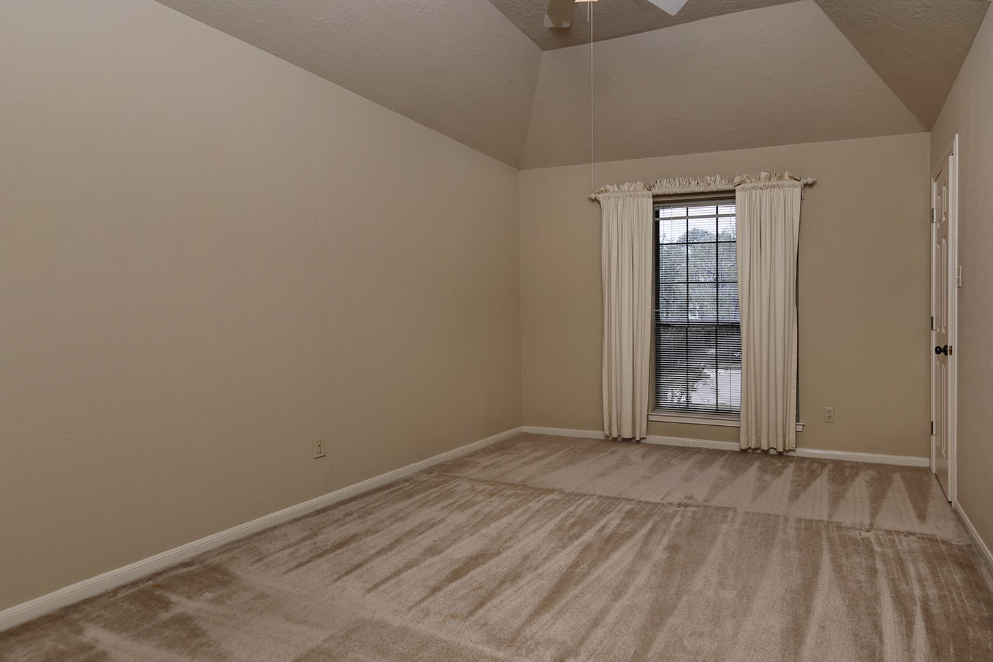 27 Firefall Court, The Woodlands, TX 77380