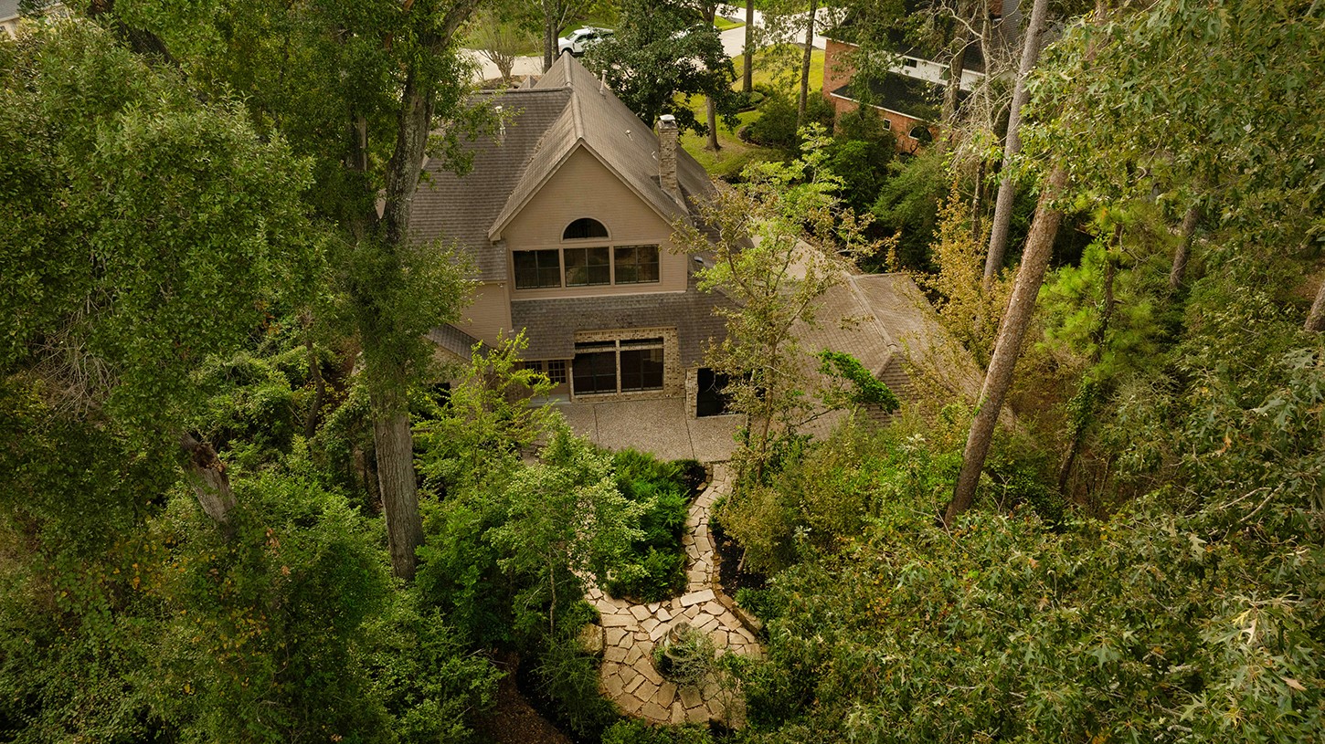27 Firefall Court, The Woodlands, TX 77380