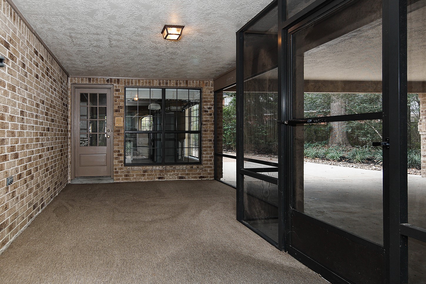 27 Firefall Court, The Woodlands, TX 77380