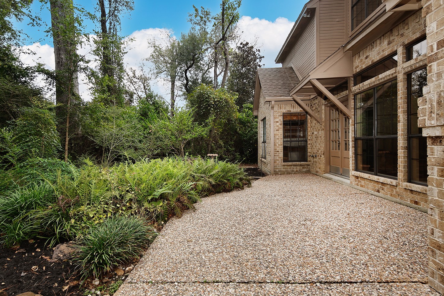 27 Firefall Court, The Woodlands, TX 77380