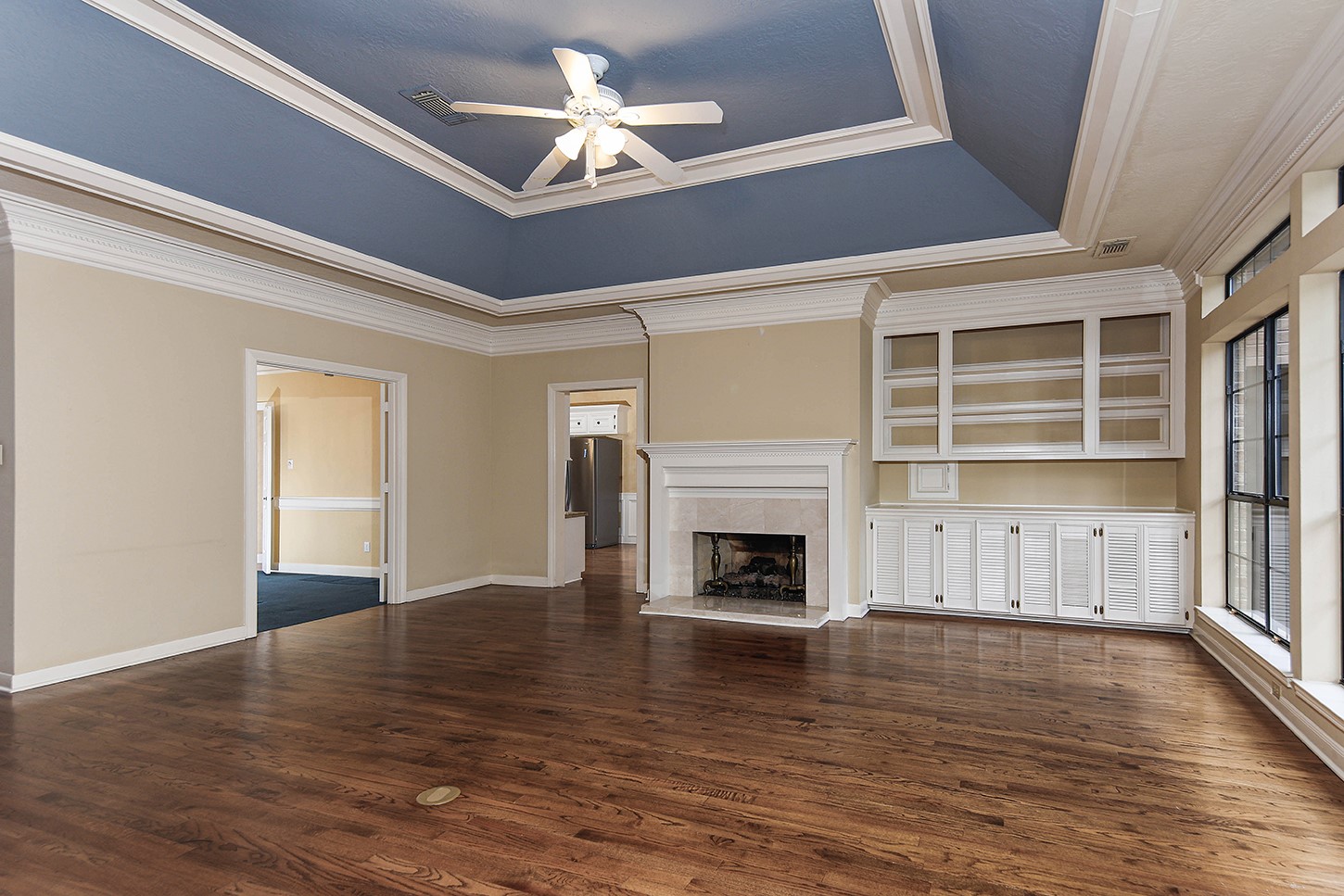 27 Firefall Court, The Woodlands, TX 77380