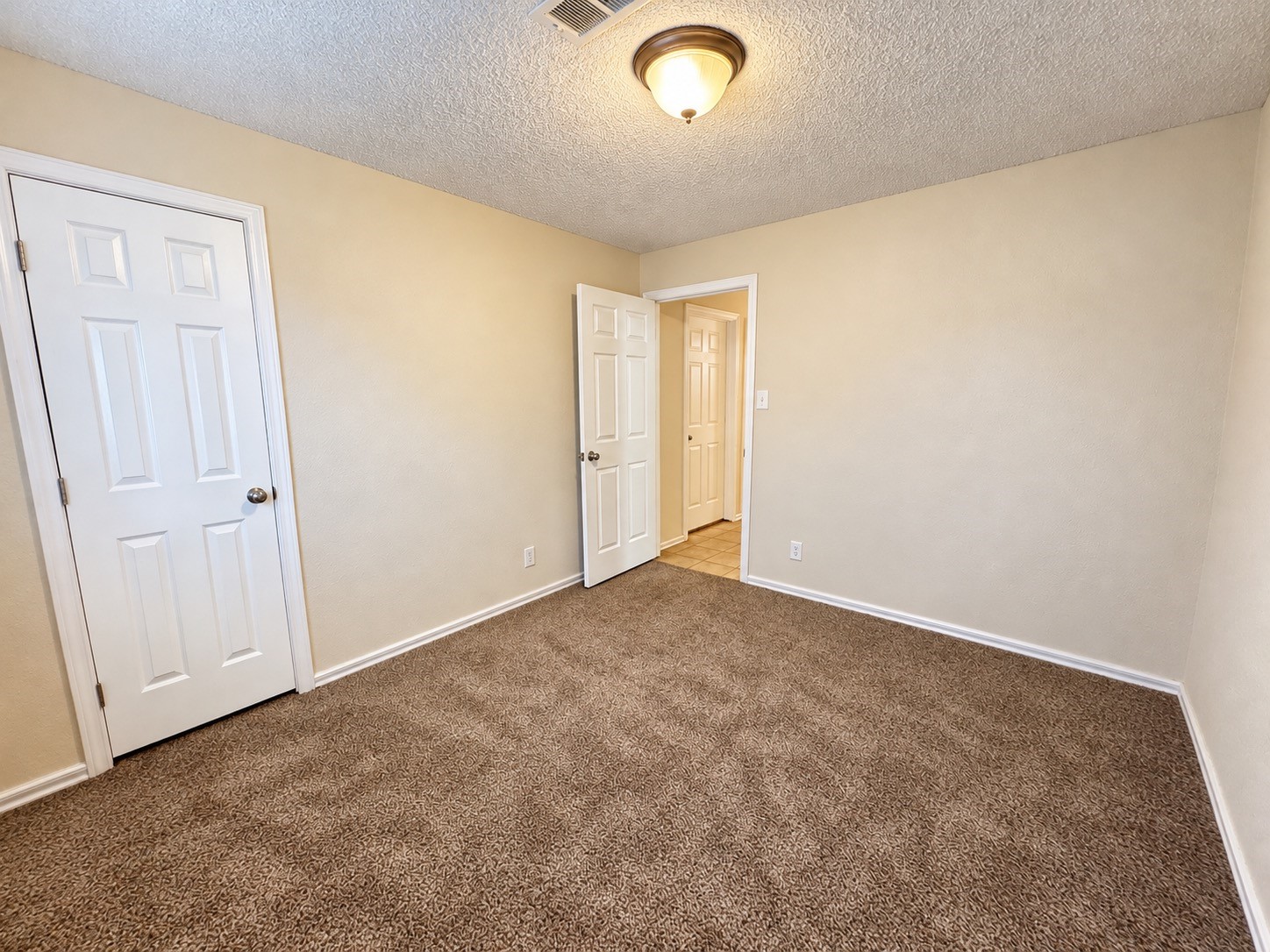 3130 Balzar Drive, Dickinson, TX 77539