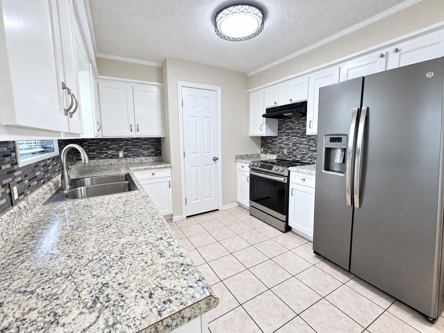 3130 Balzar Drive, Dickinson, TX 77539