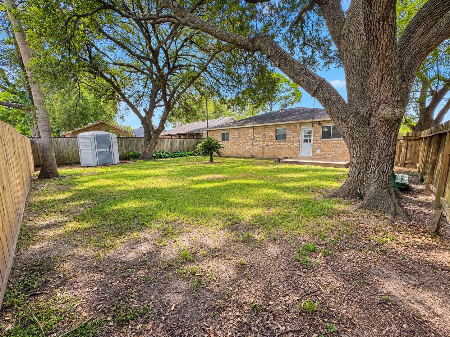 3130 Balzar Drive, Dickinson, TX 77539