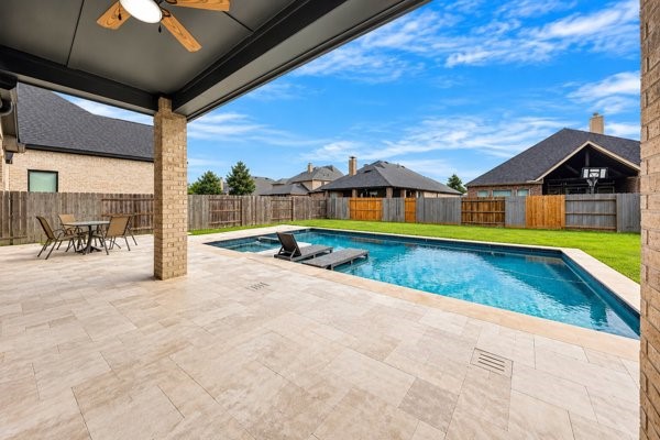 10619 Red Tail Place, Conroe, TX 77385