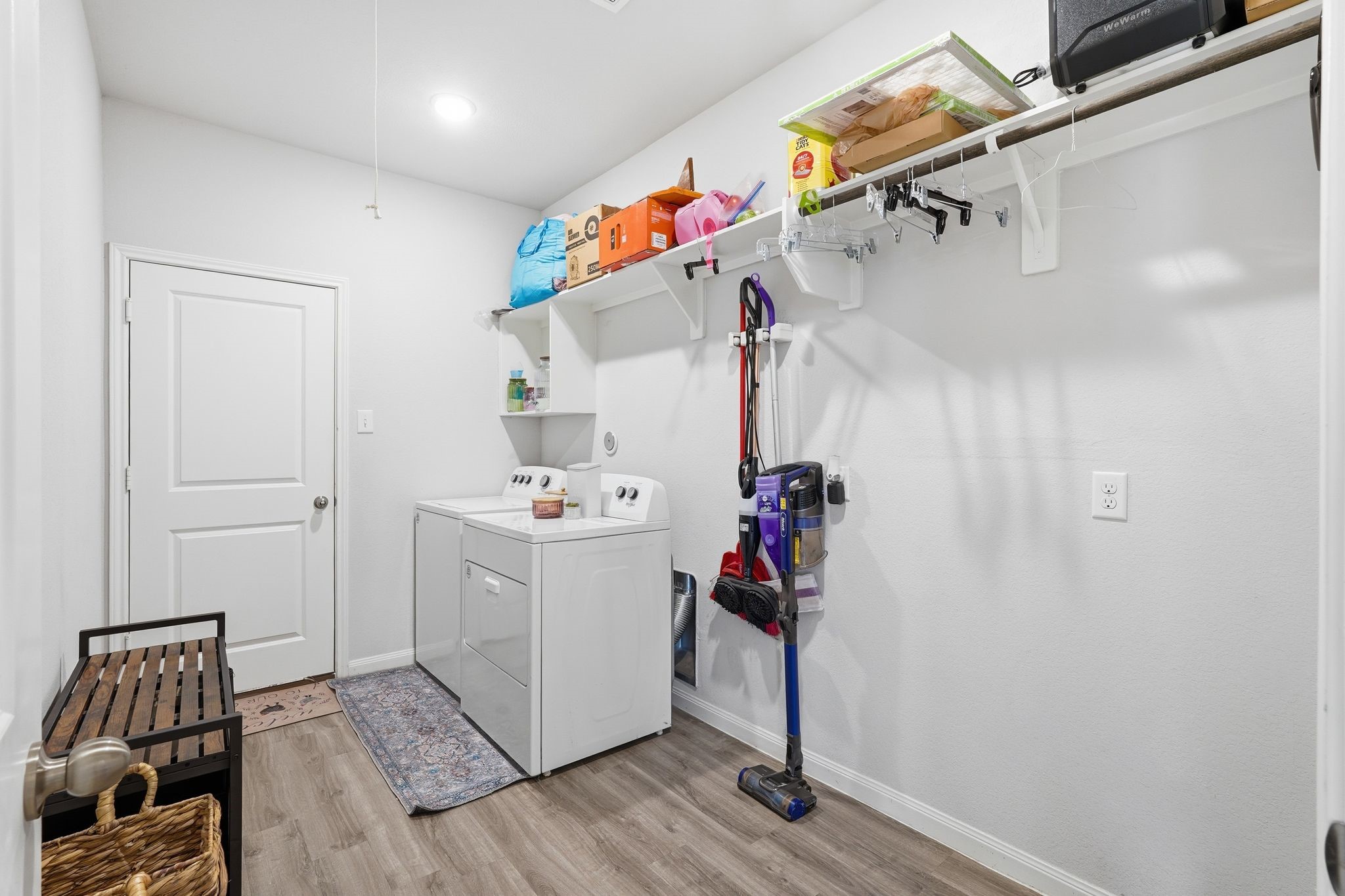 Very large utility room, plenty of room for extra refrigerator