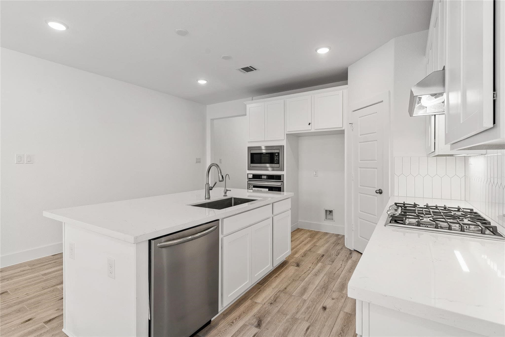 29030 Laurel Grove Lane, Fulshear, TX 77441