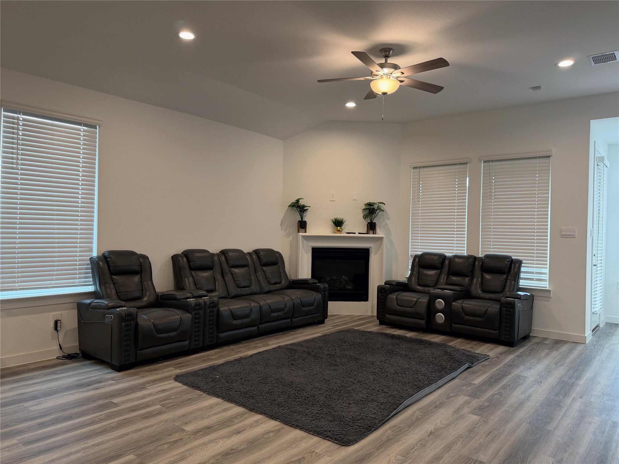 310 Papershell Path, Richmond, TX 77406