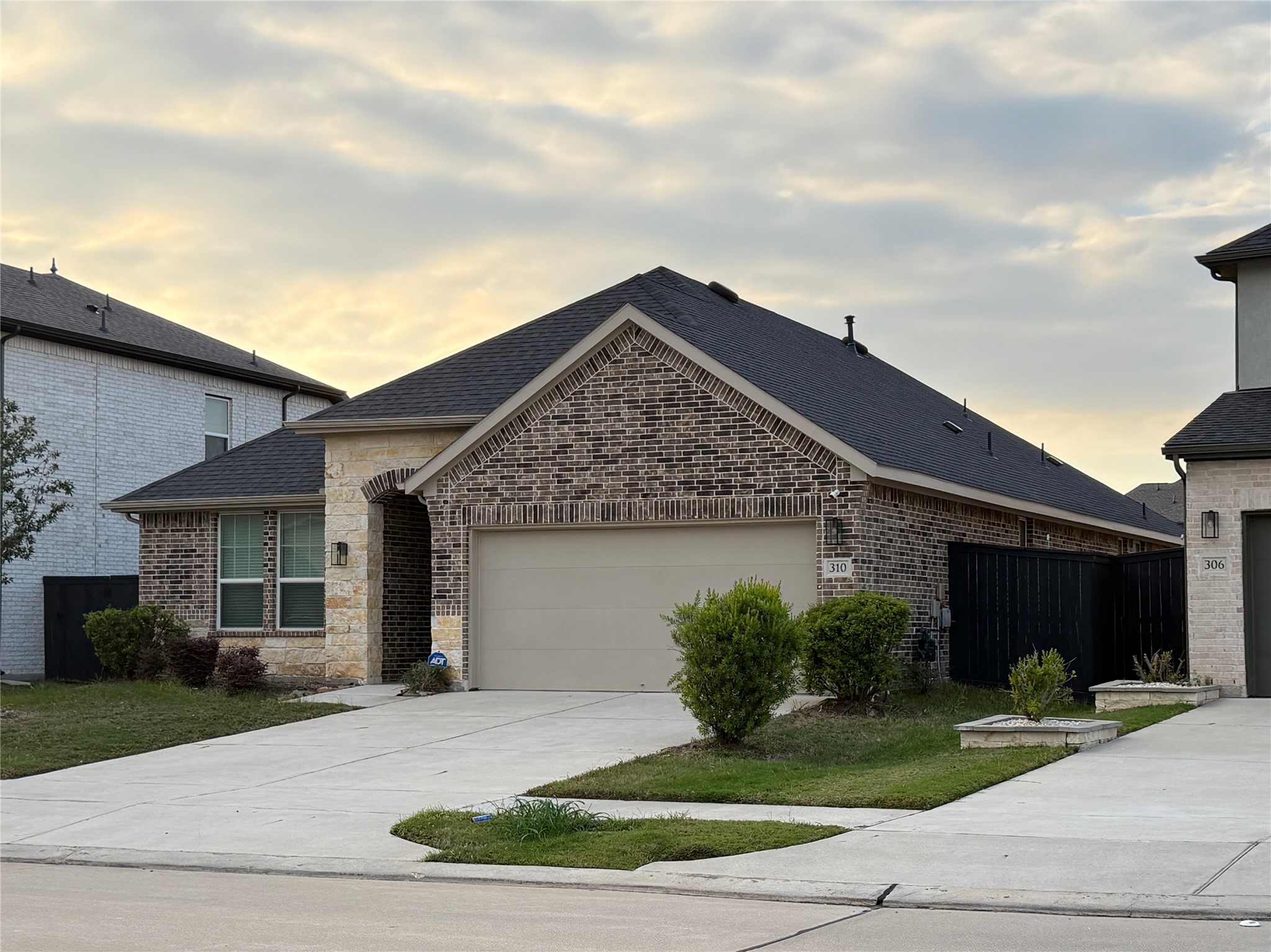 310 Papershell Path, Richmond, TX 77406