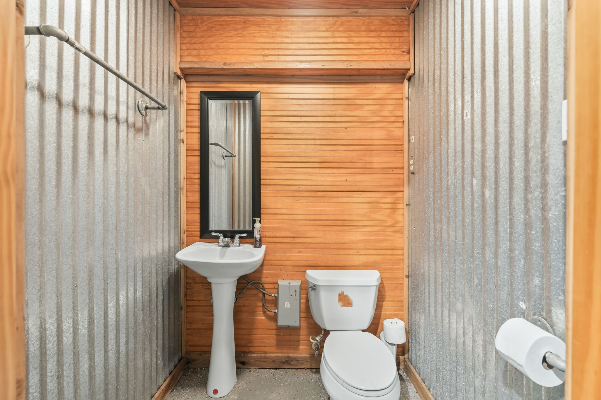 911 Winchester Bend, Huffman, TX 77336