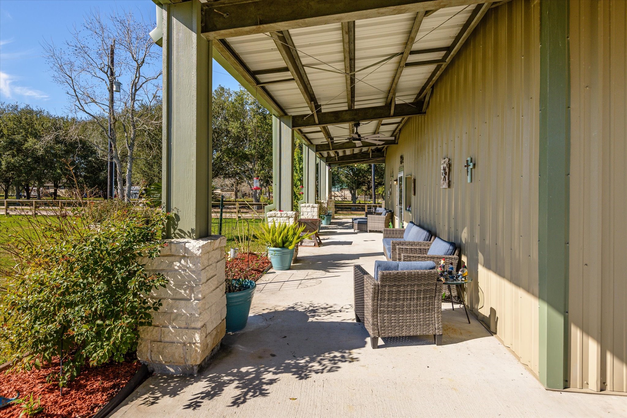Covered front porch.
