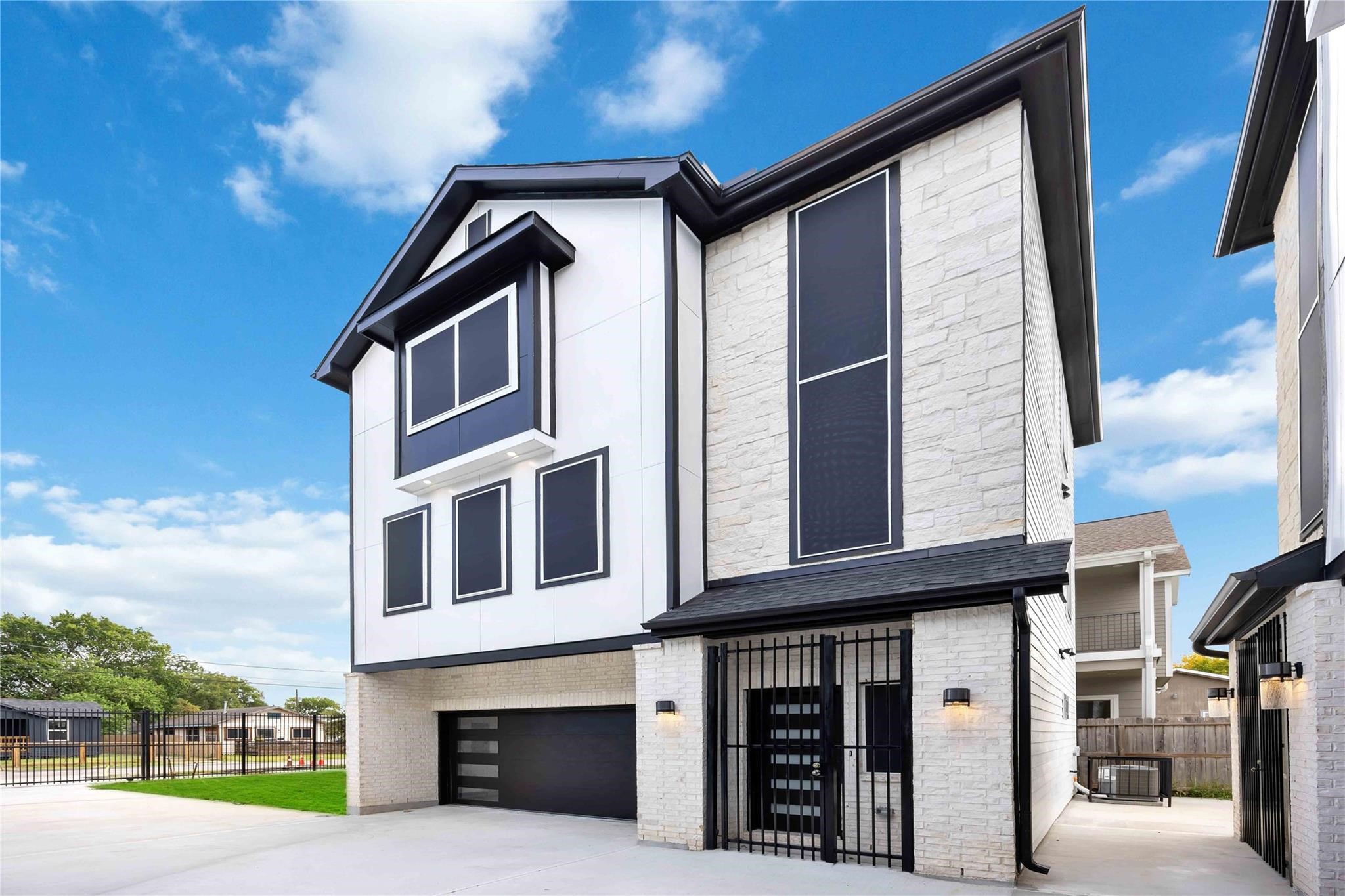 4406 Oats Street, #B, Houston, TX 77020