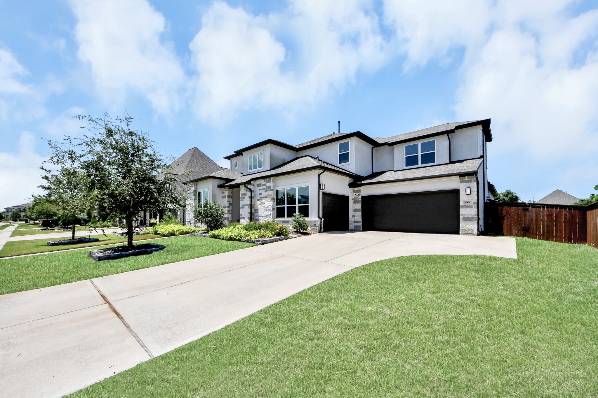 9806 Wright Drive, Manvel, TX 77578 9806 Wright Drive, Manvel, TX 77578