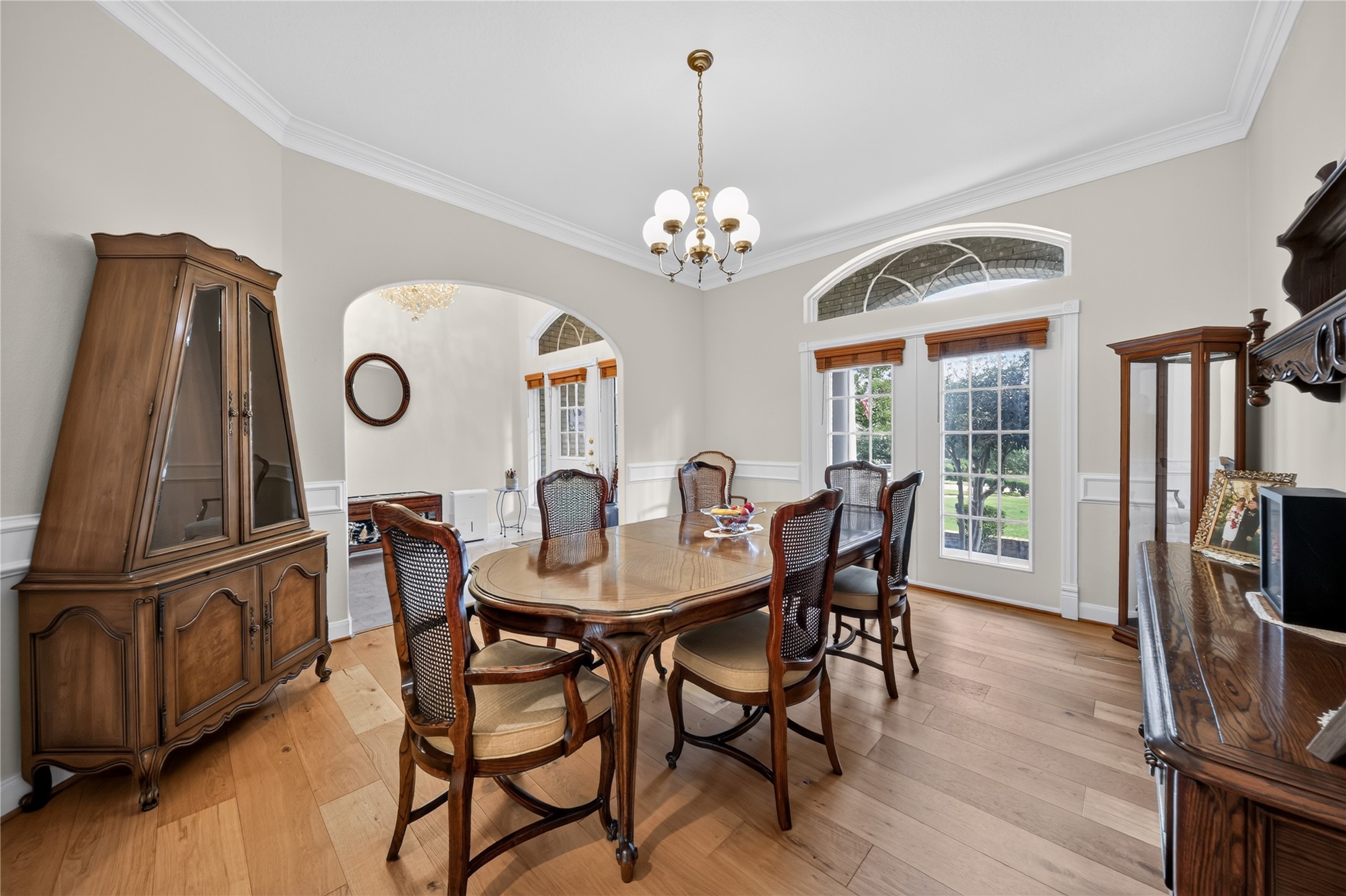 118 Waterfront Drive, Montgomery, TX 77356