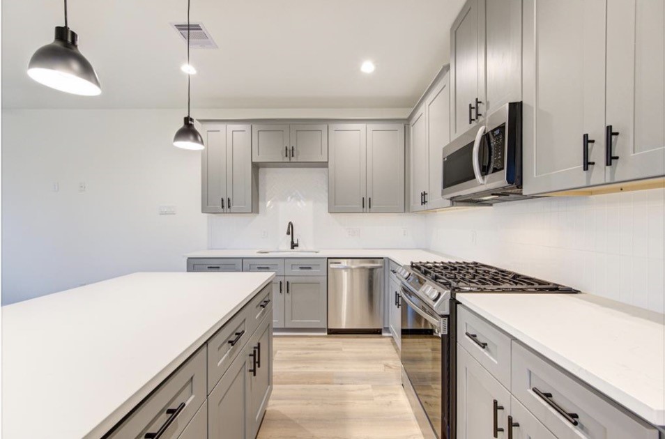 7236 Avenue E, Houston, TX 77011